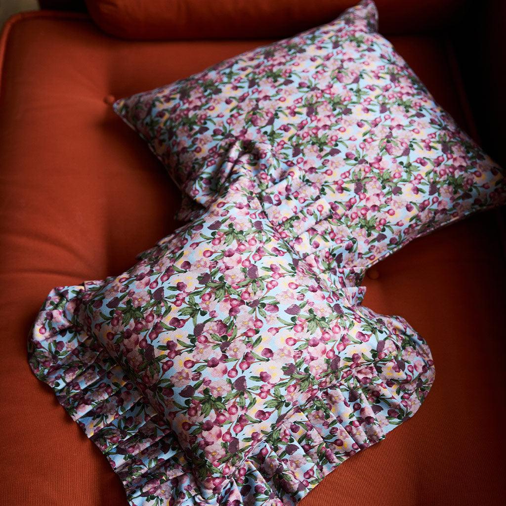 Ruffled/Pillow