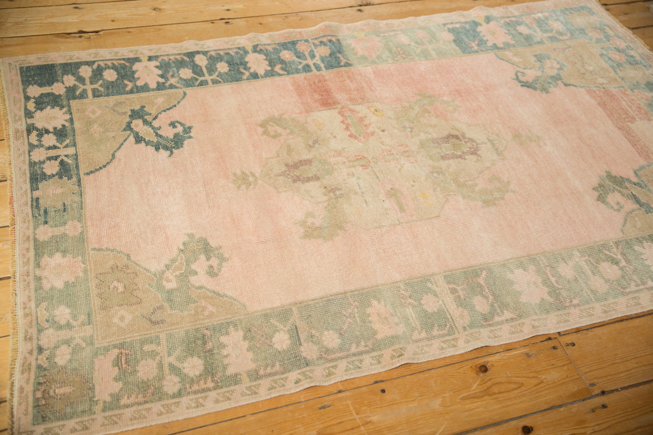 Rug/Oushak