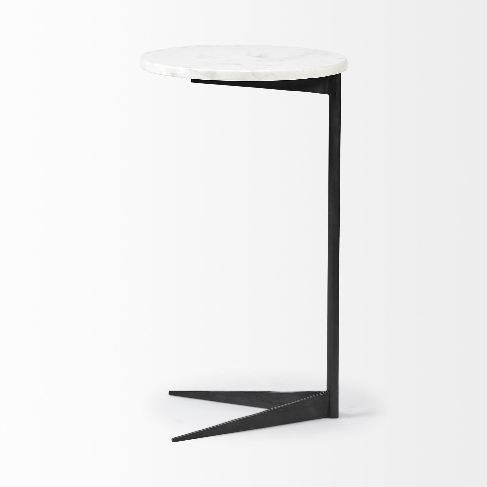twila/table