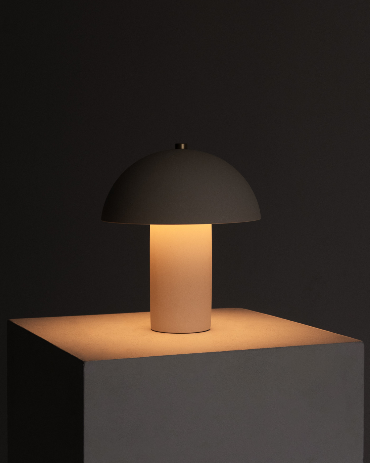 Alba/Lamp