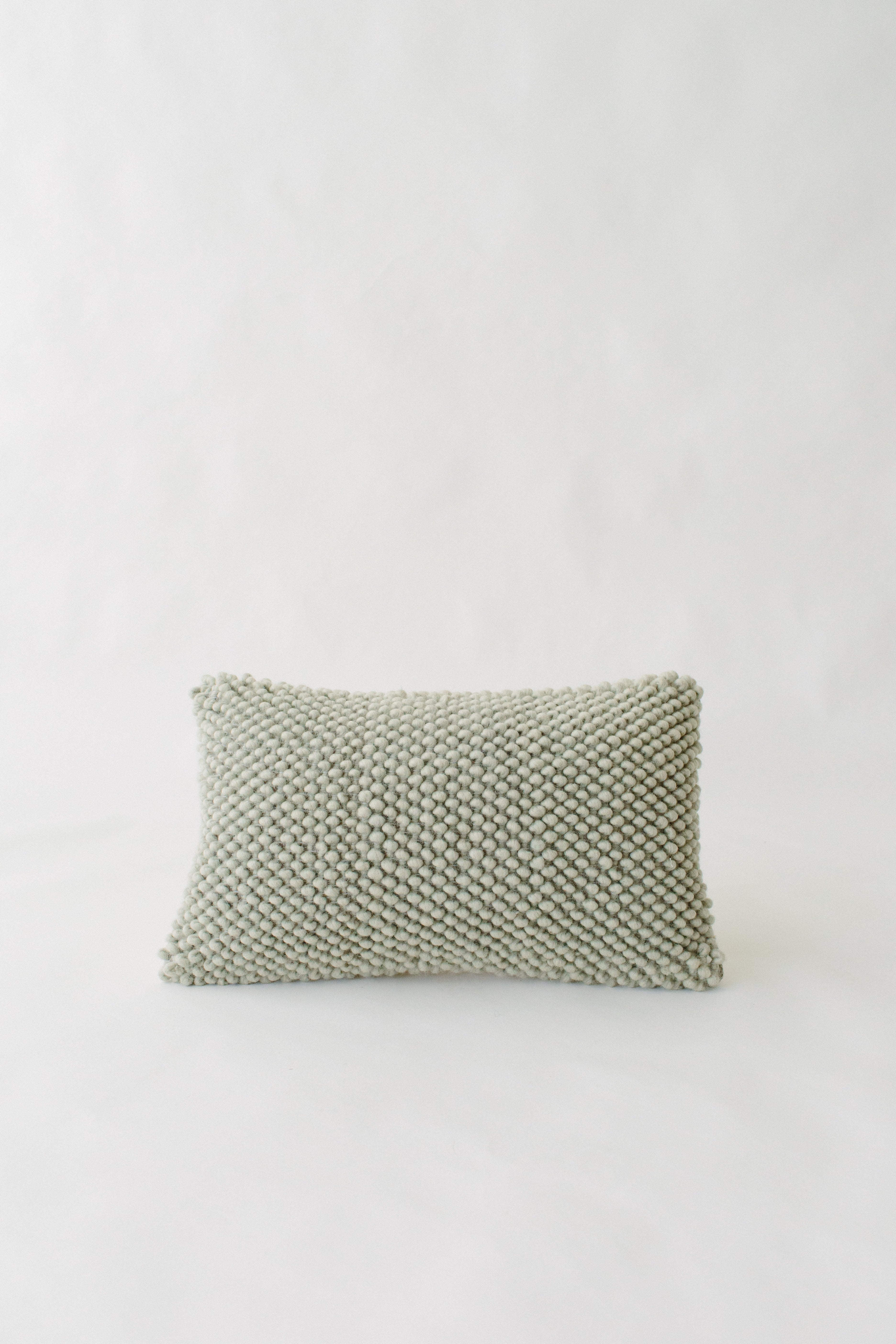 Wool/Pillow
