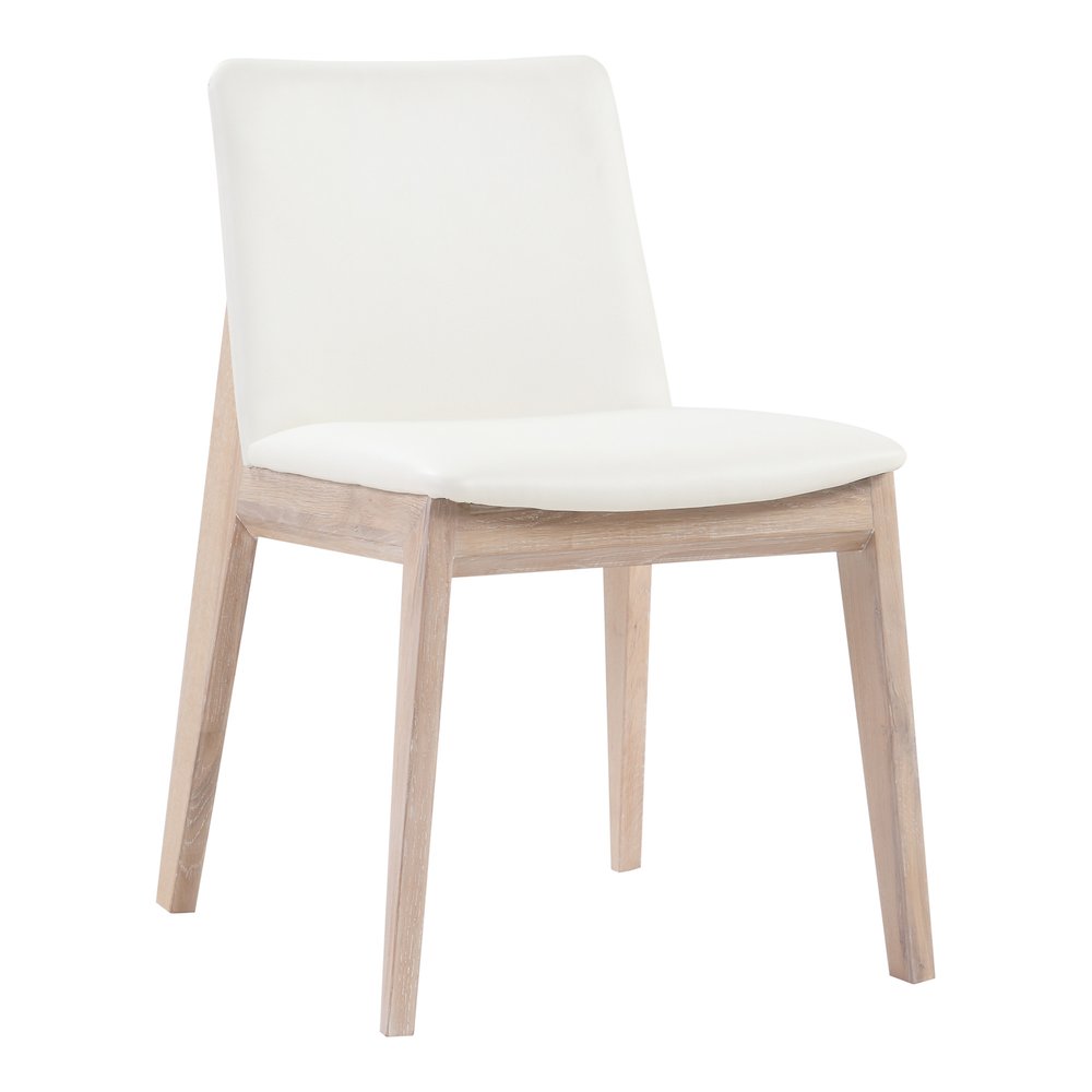 Davion/Chair