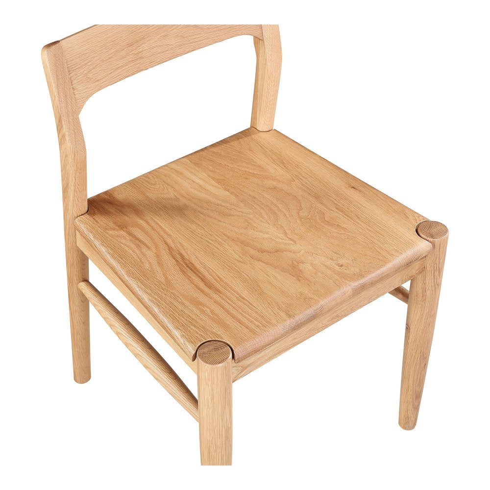 Deandre/Chair
