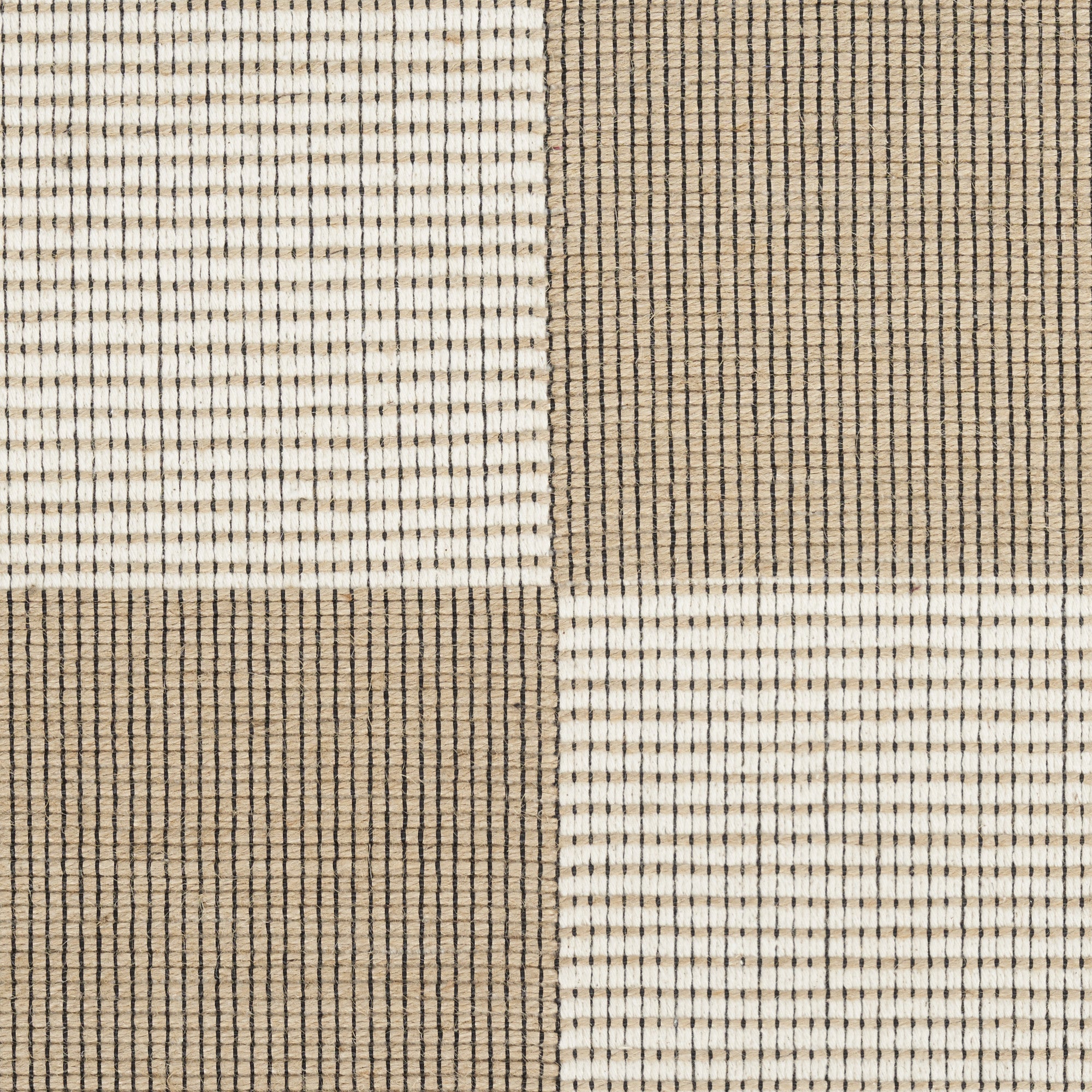 Rug/robyn