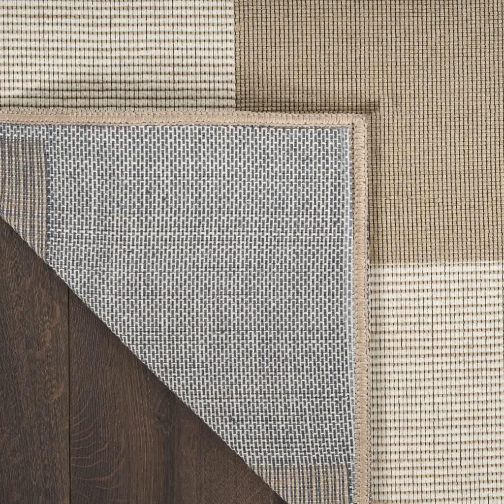 Rug/robyn