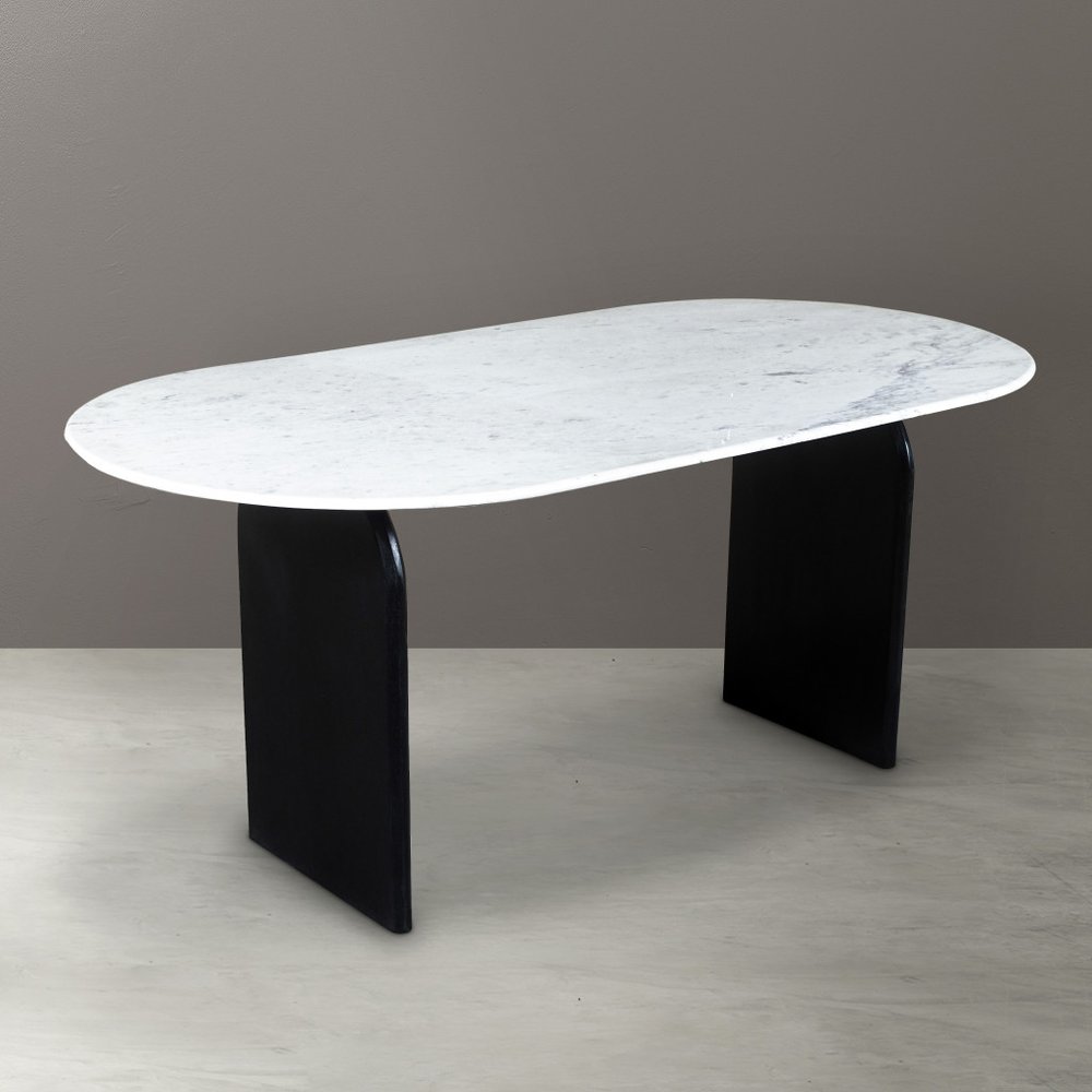 Dillon/Table