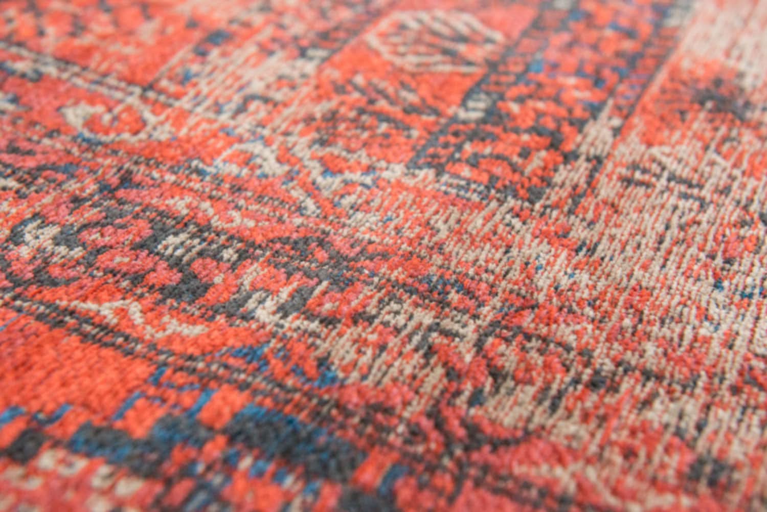 Rug/rowdy