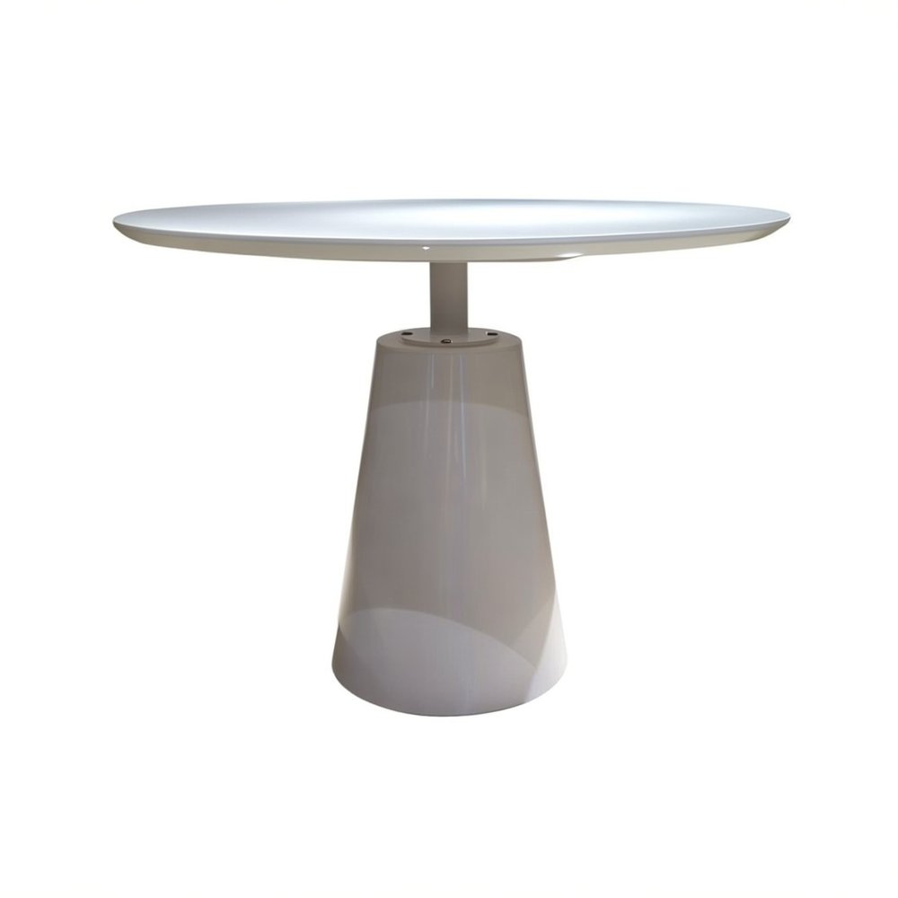 Dustin/Table
