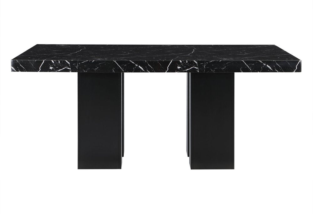 Danielle/Table