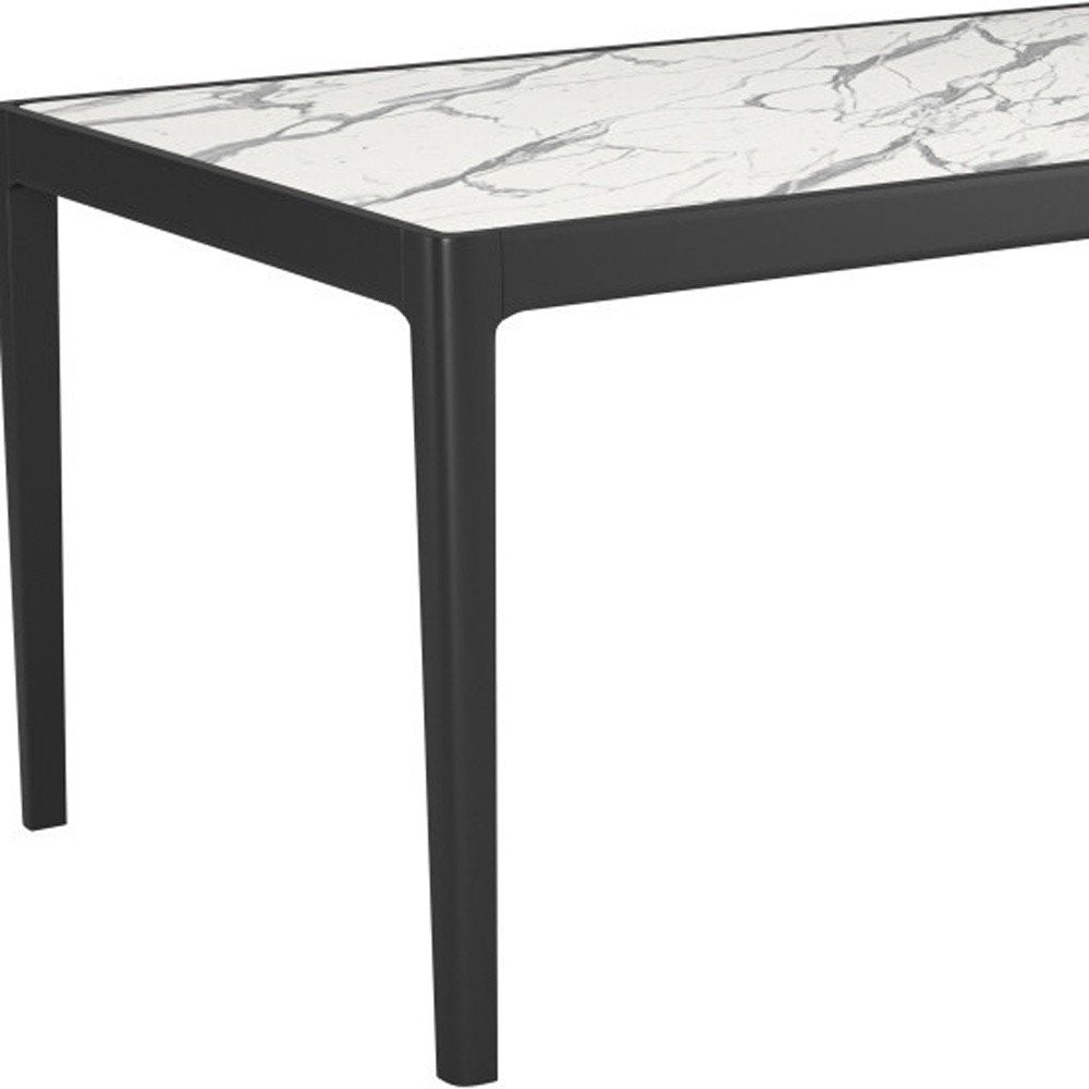 Daxton/Table