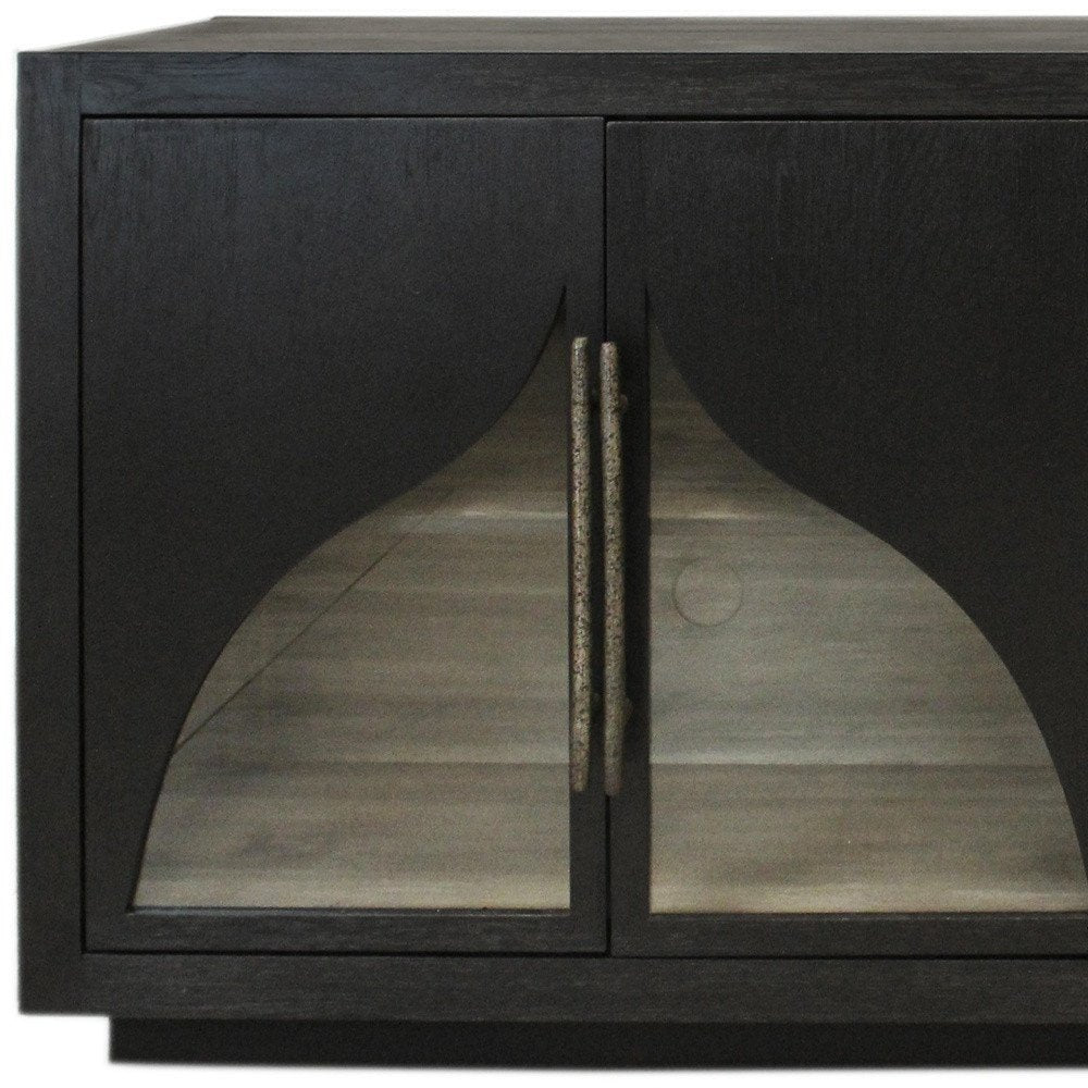 Cyrus/Cabinet