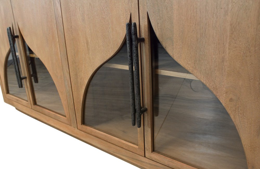 Cyrus/Cabinet