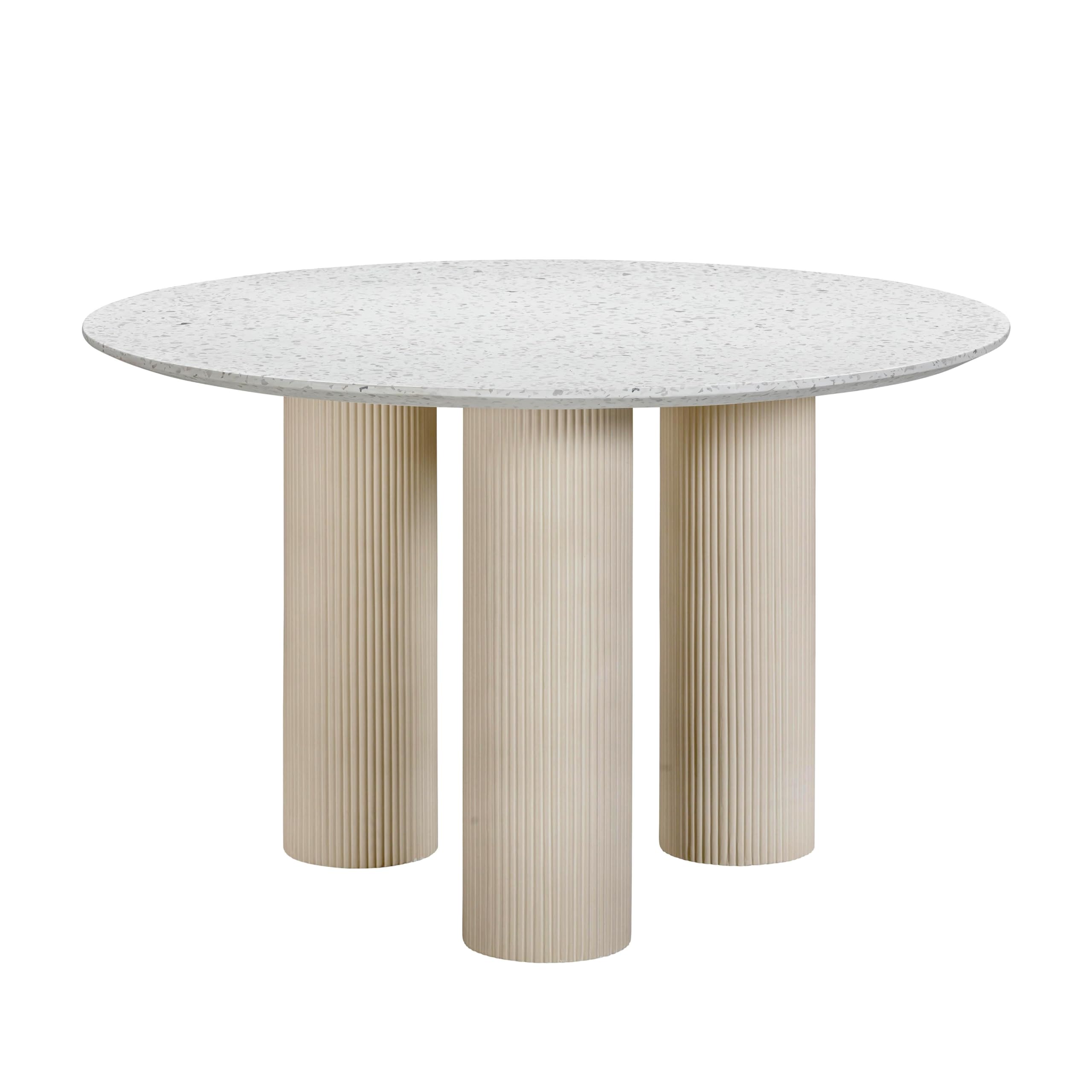 Parcino/Table