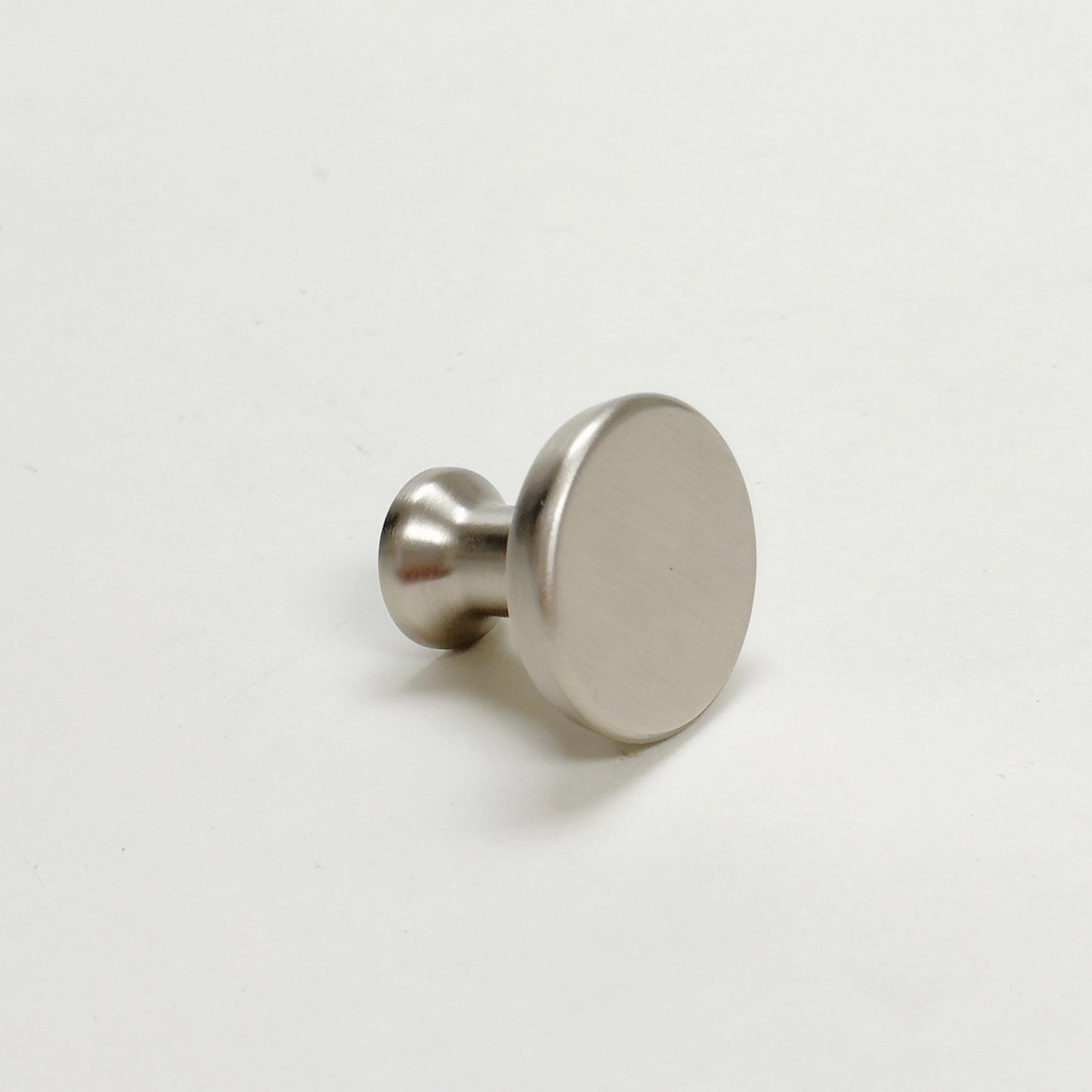 Collin/Knob