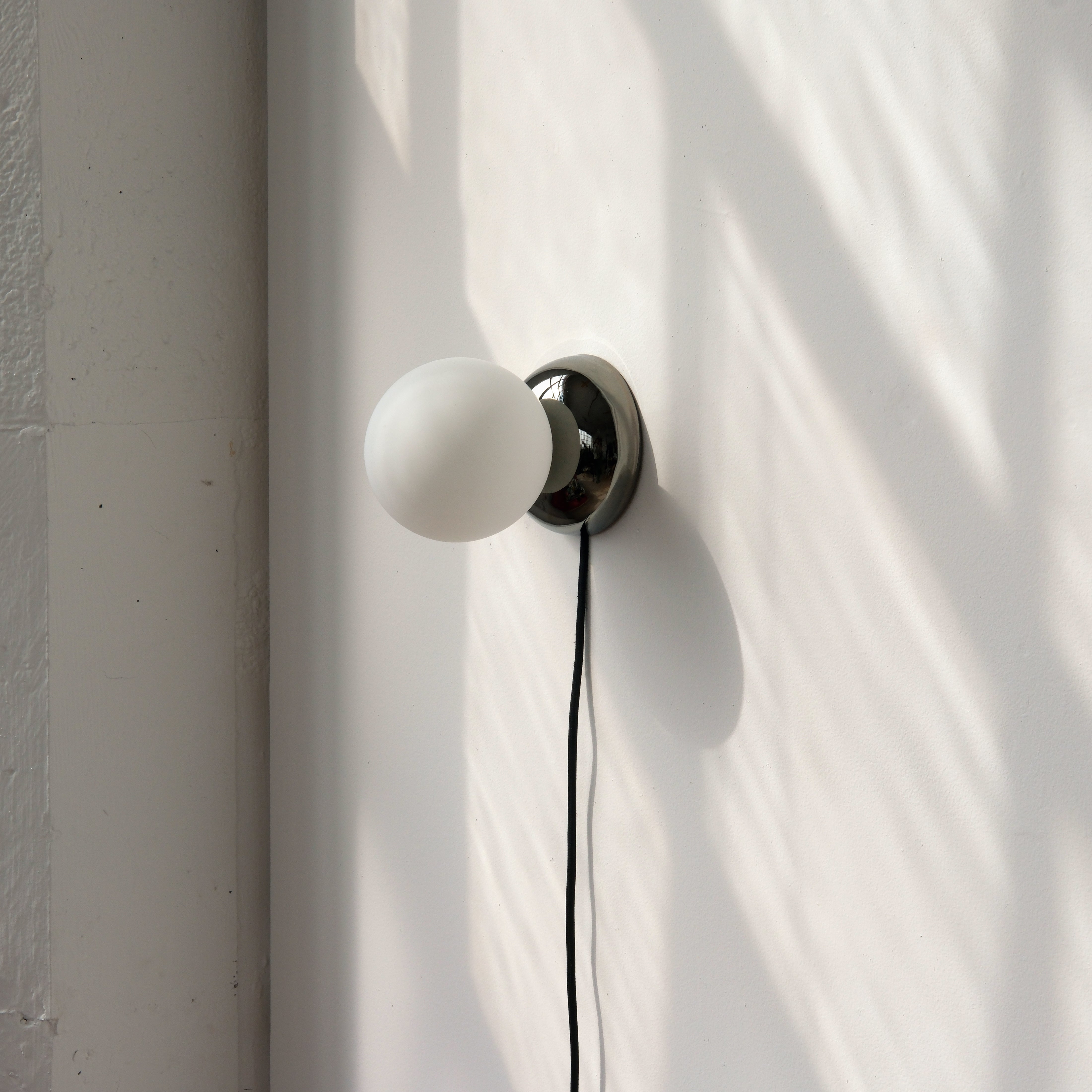 Monroe/Sconce