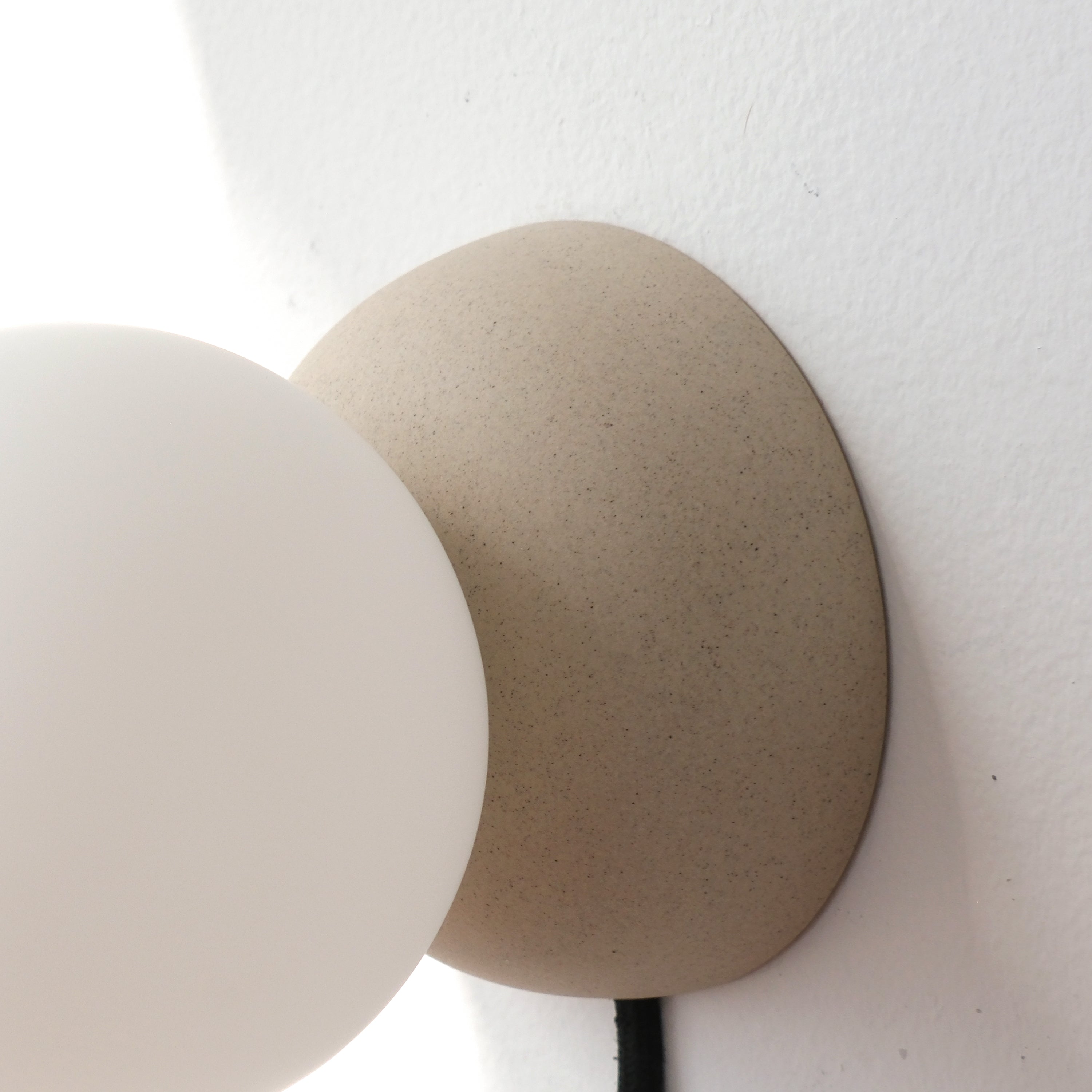Monroe/Sconce
