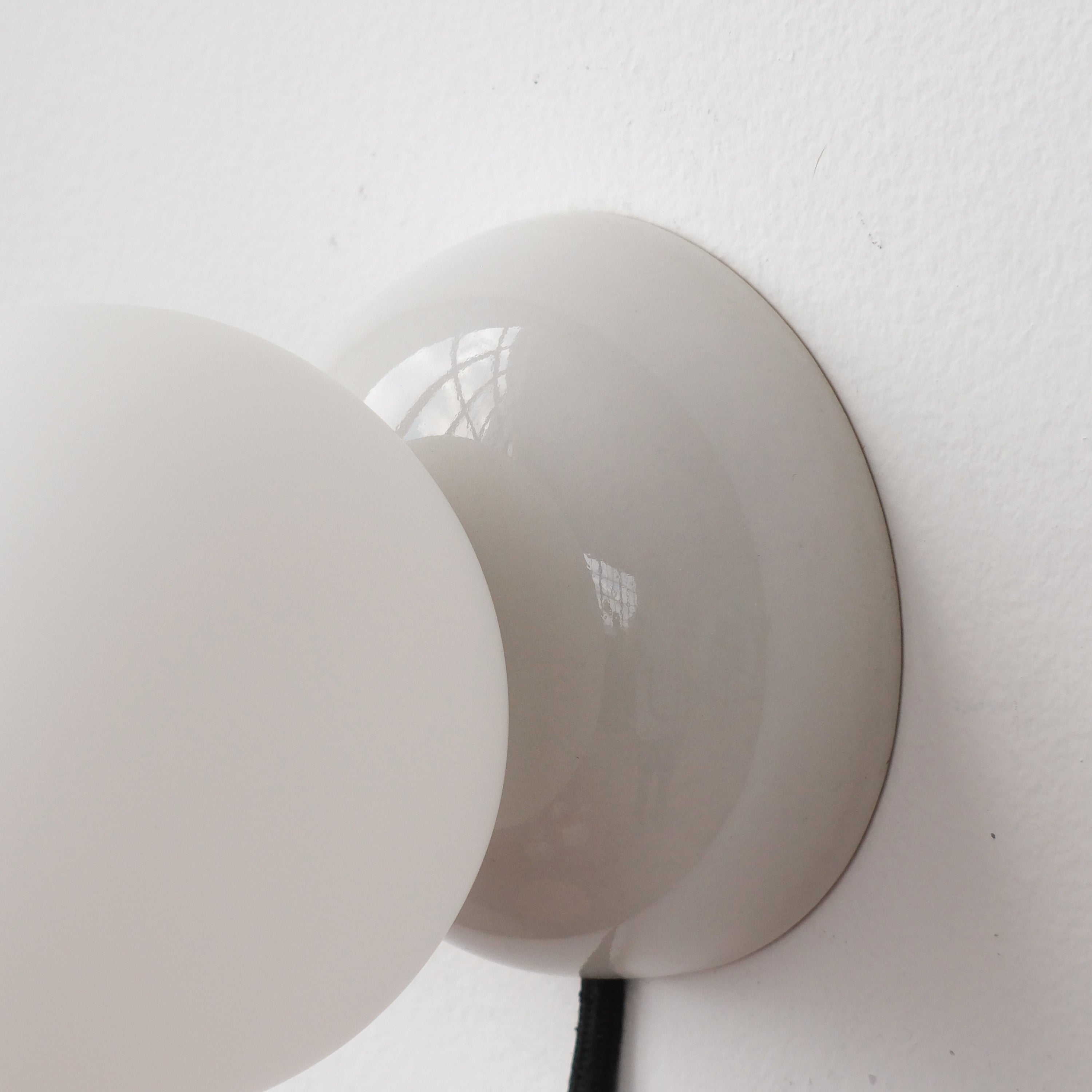 Monroe/Sconce