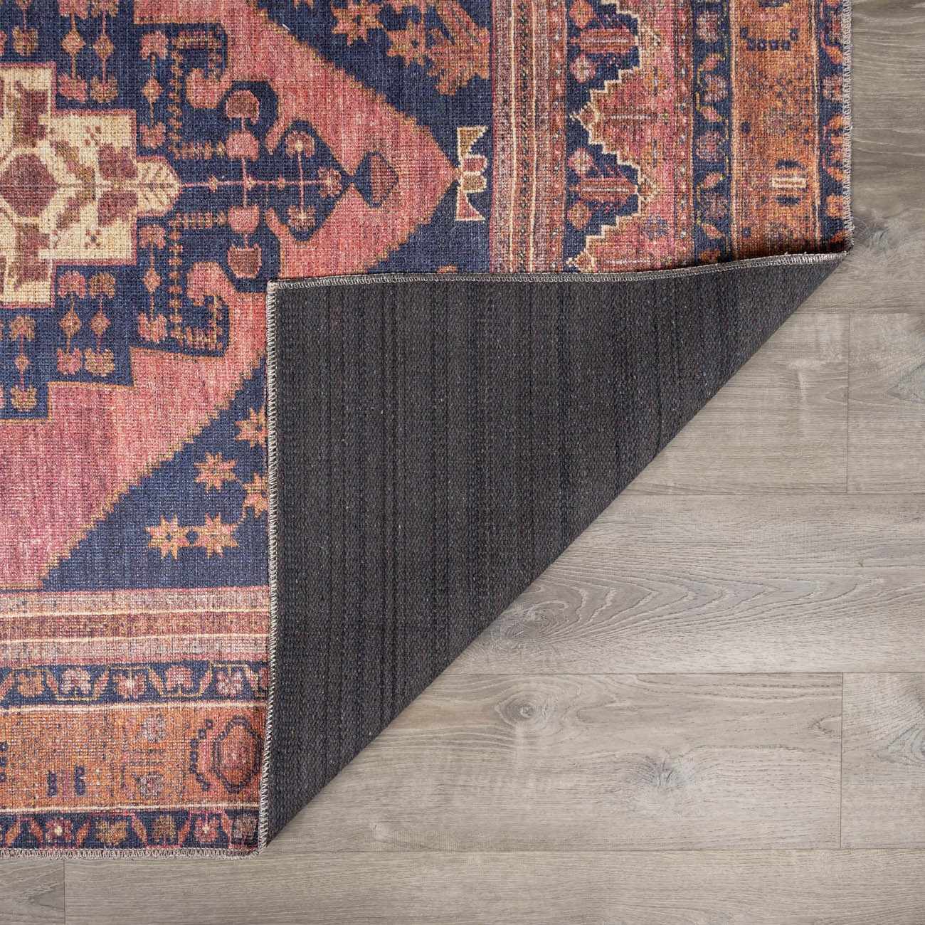 Rug/Malamote