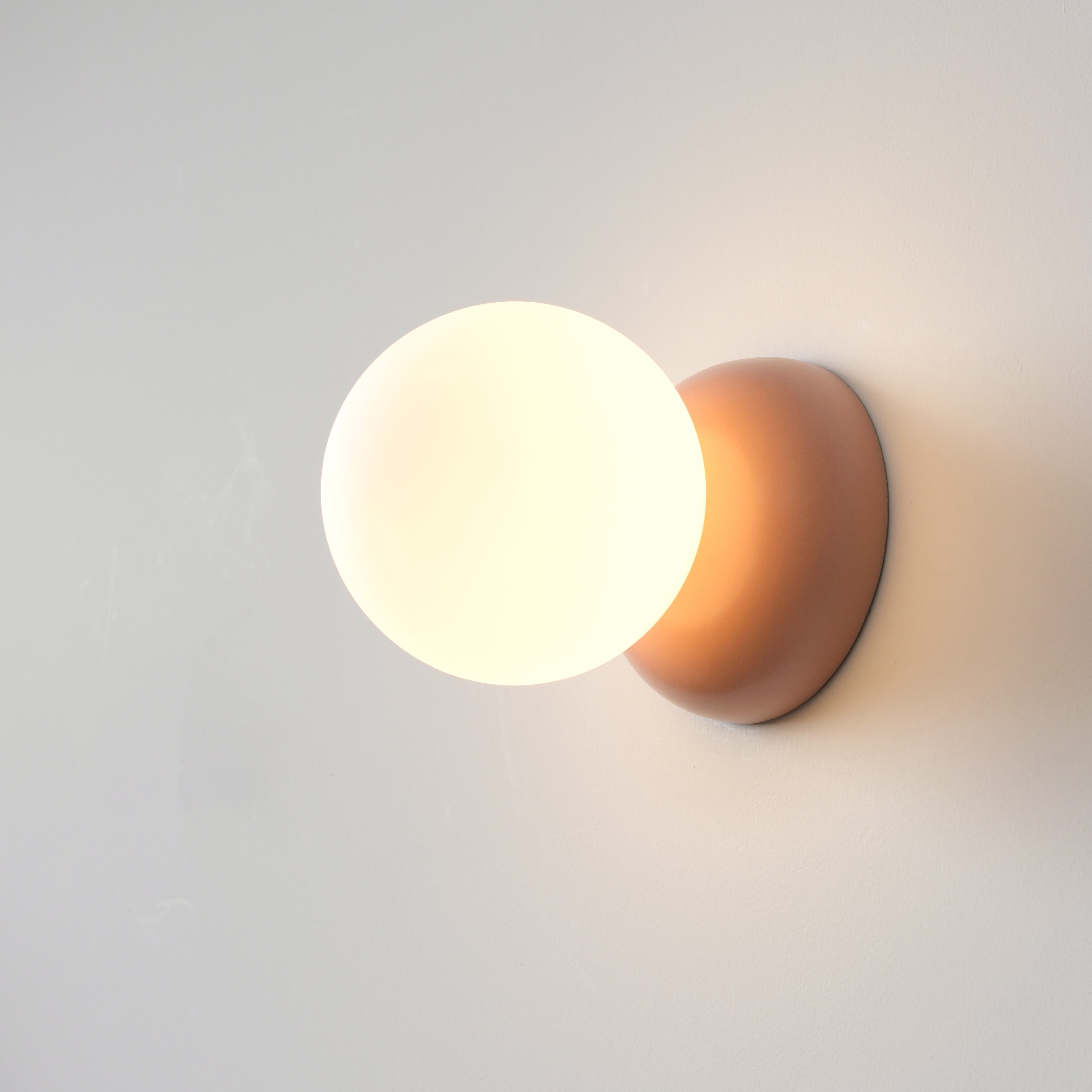 Monroe/Sconce