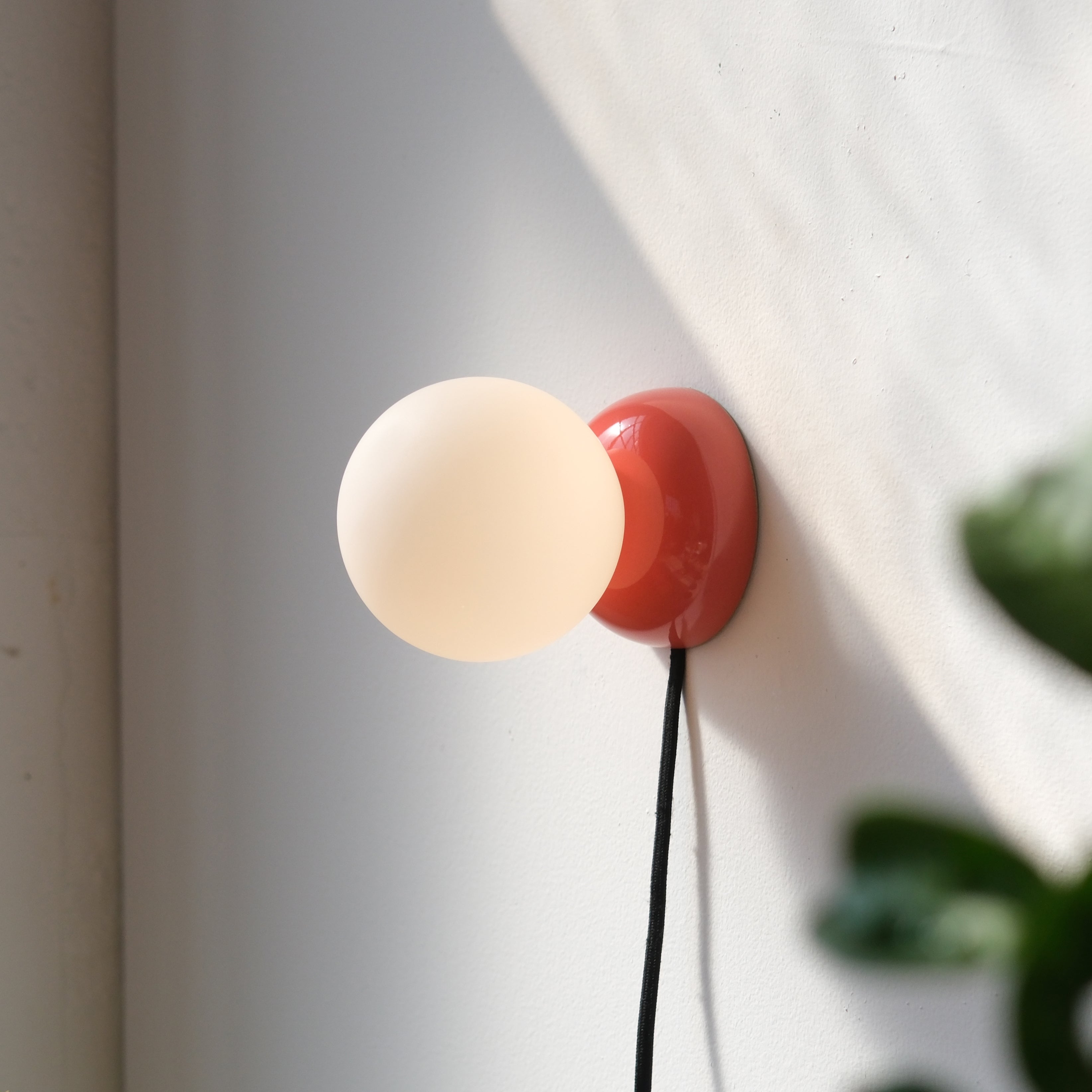 Monroe/Sconce
