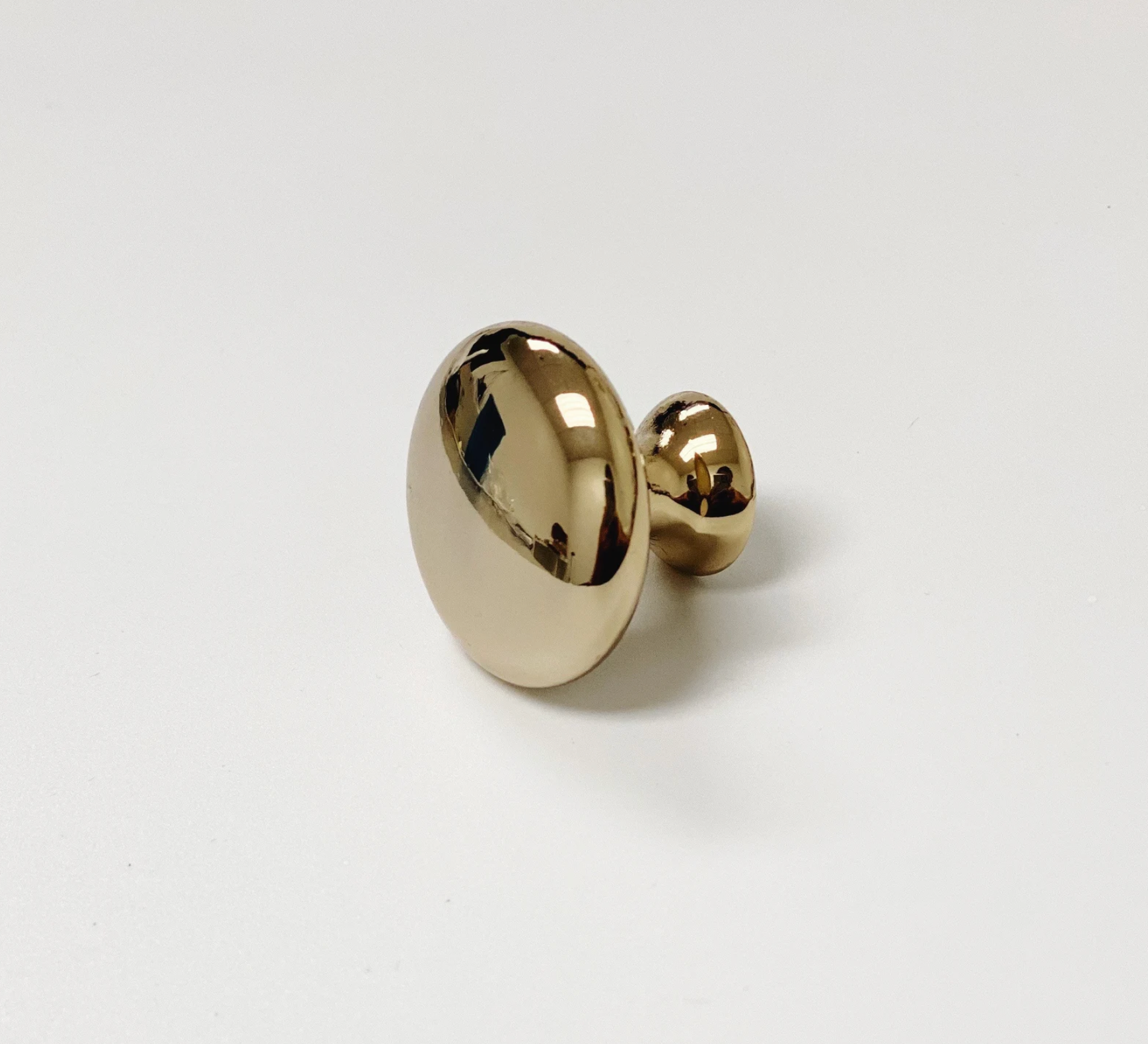 Capri/Knob