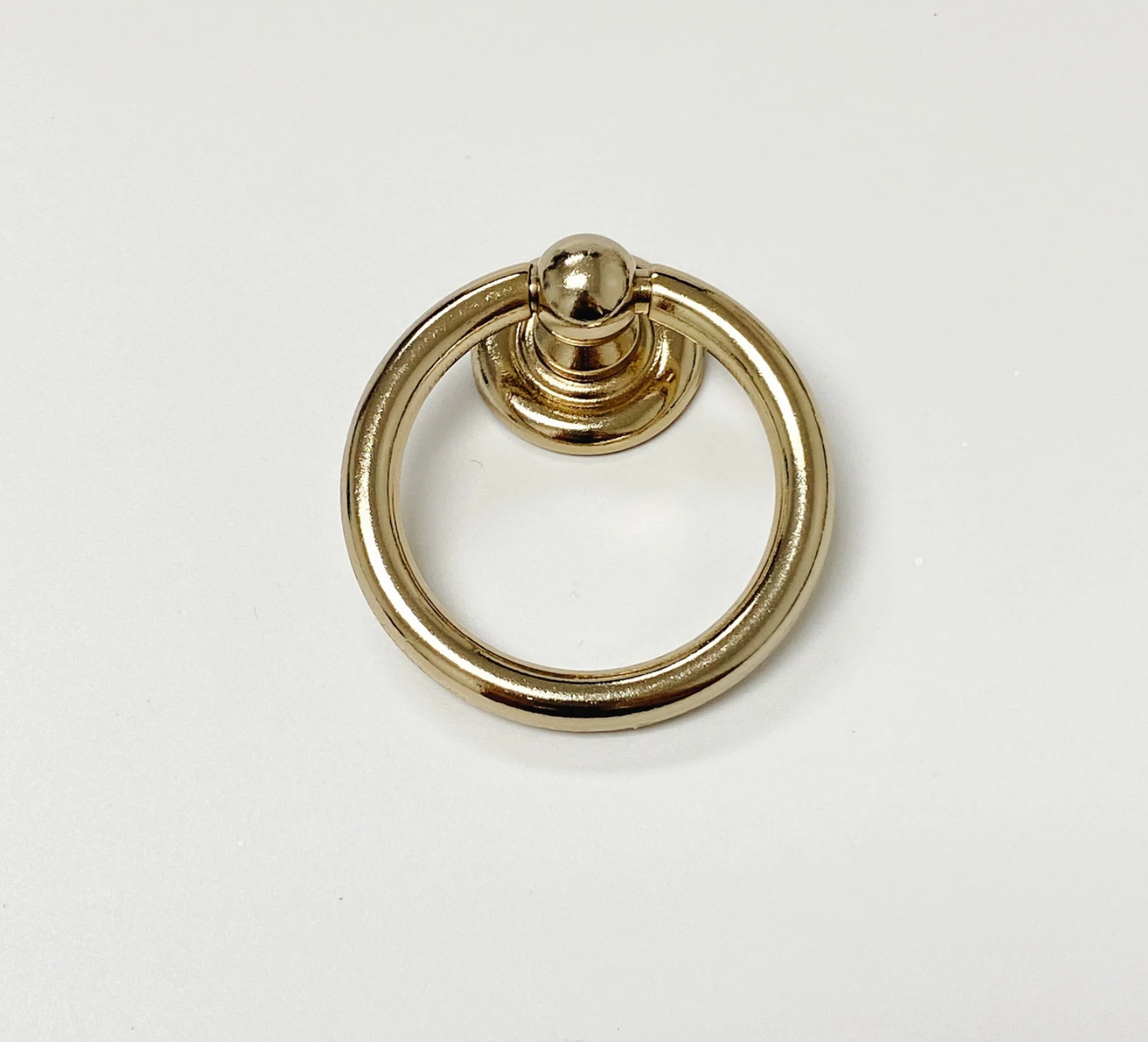 Capri/Knob