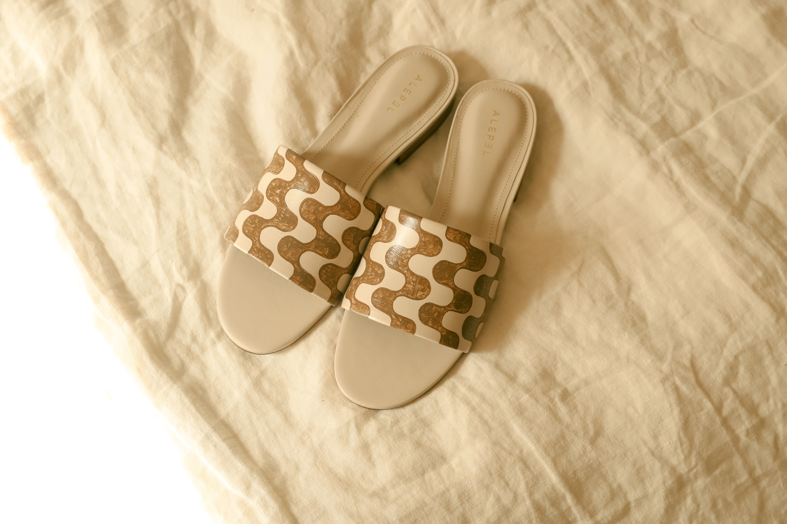 Retro/Slide