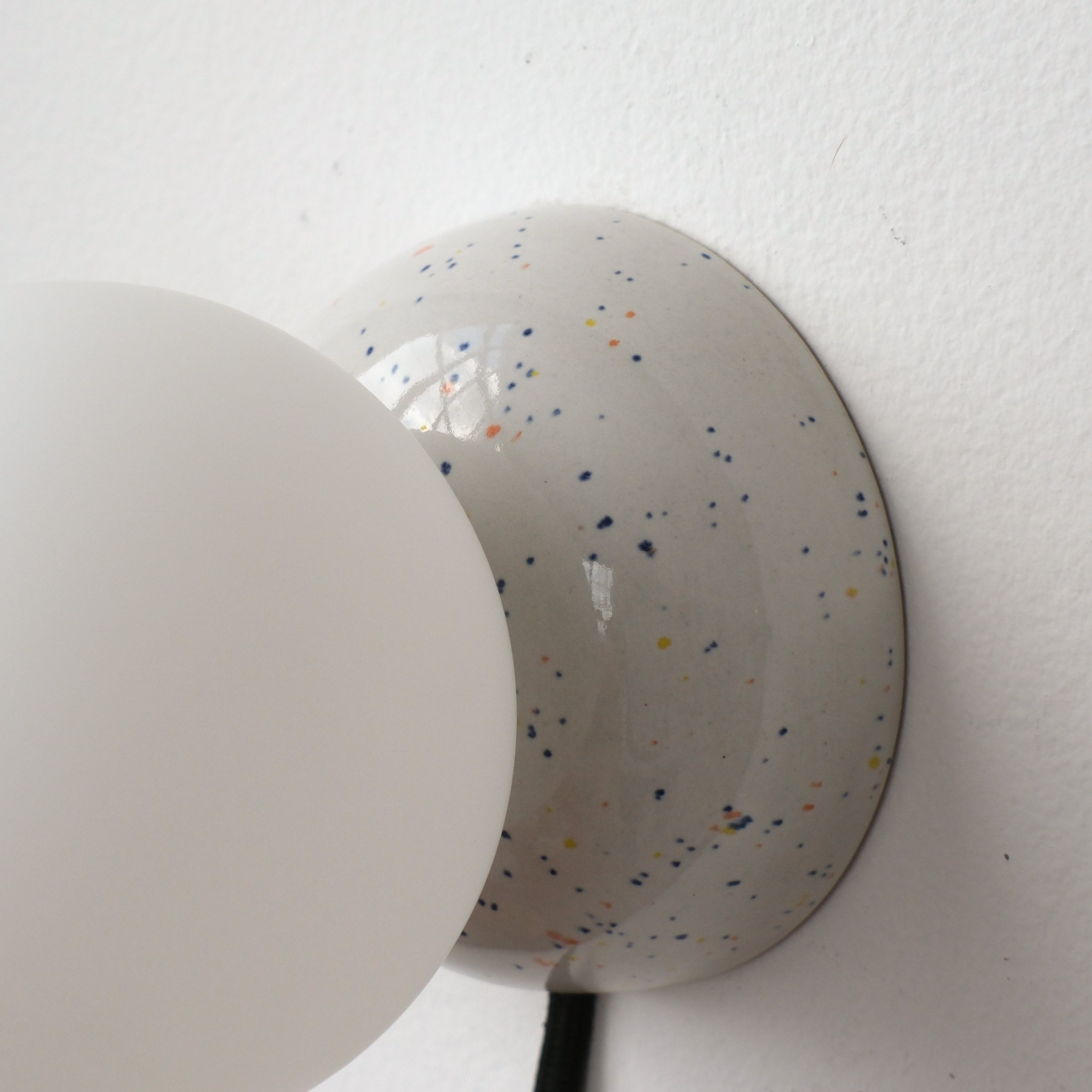 Monroe/Sconce