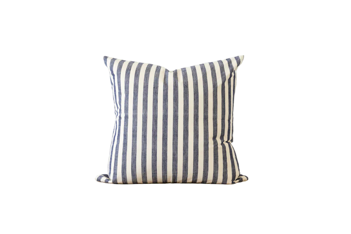 Veronica/Pillow