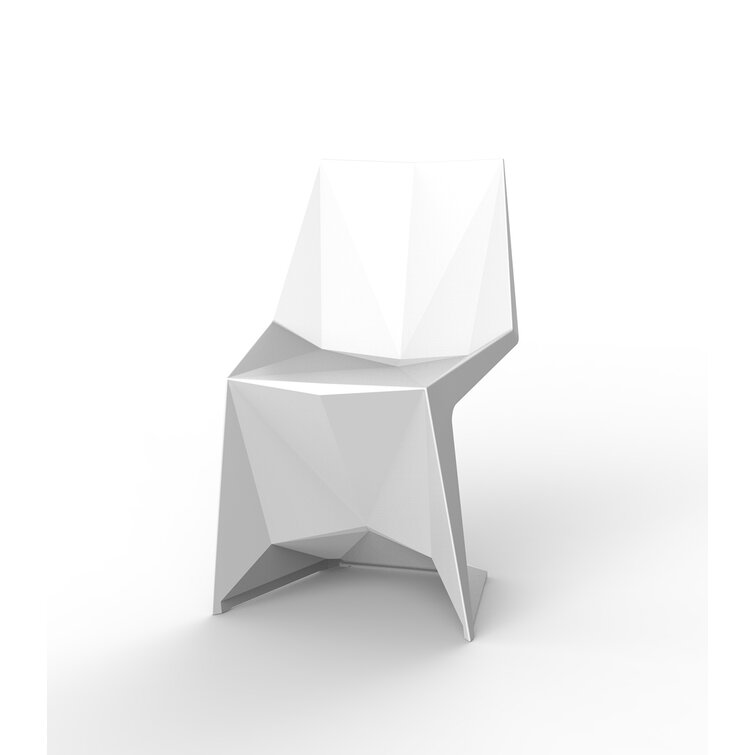 Voxel/chair