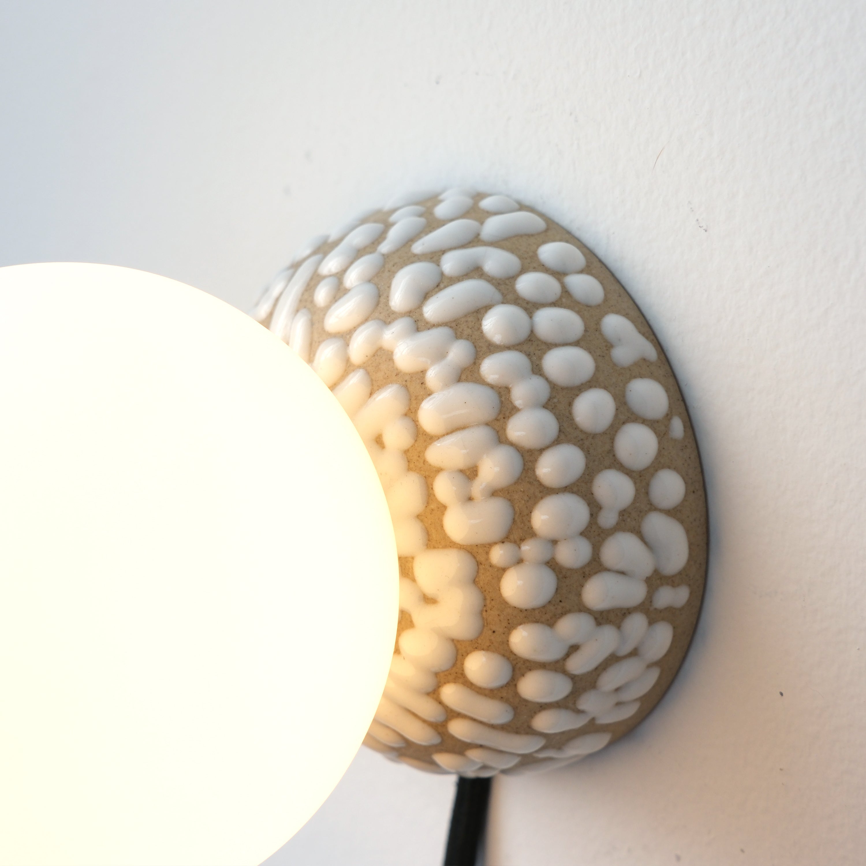 Monroe/Sconce