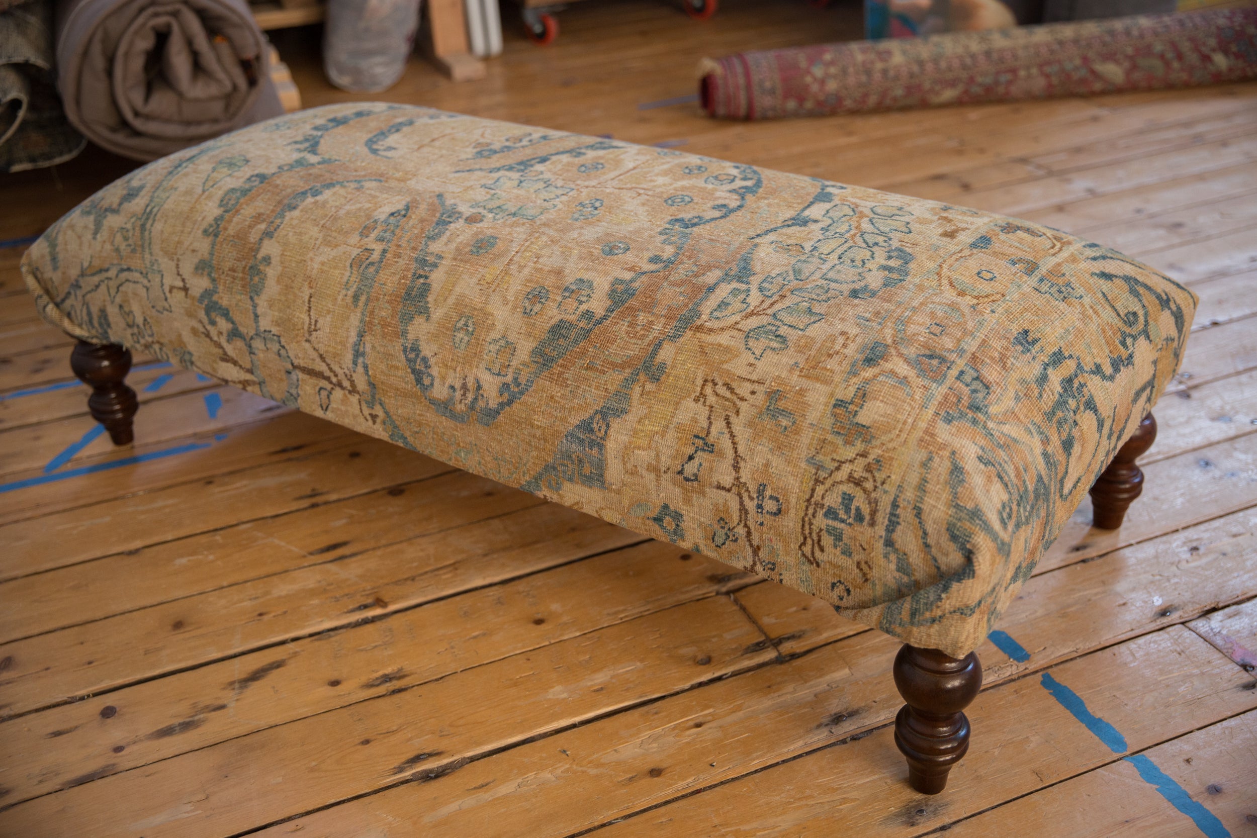 Persian/Table