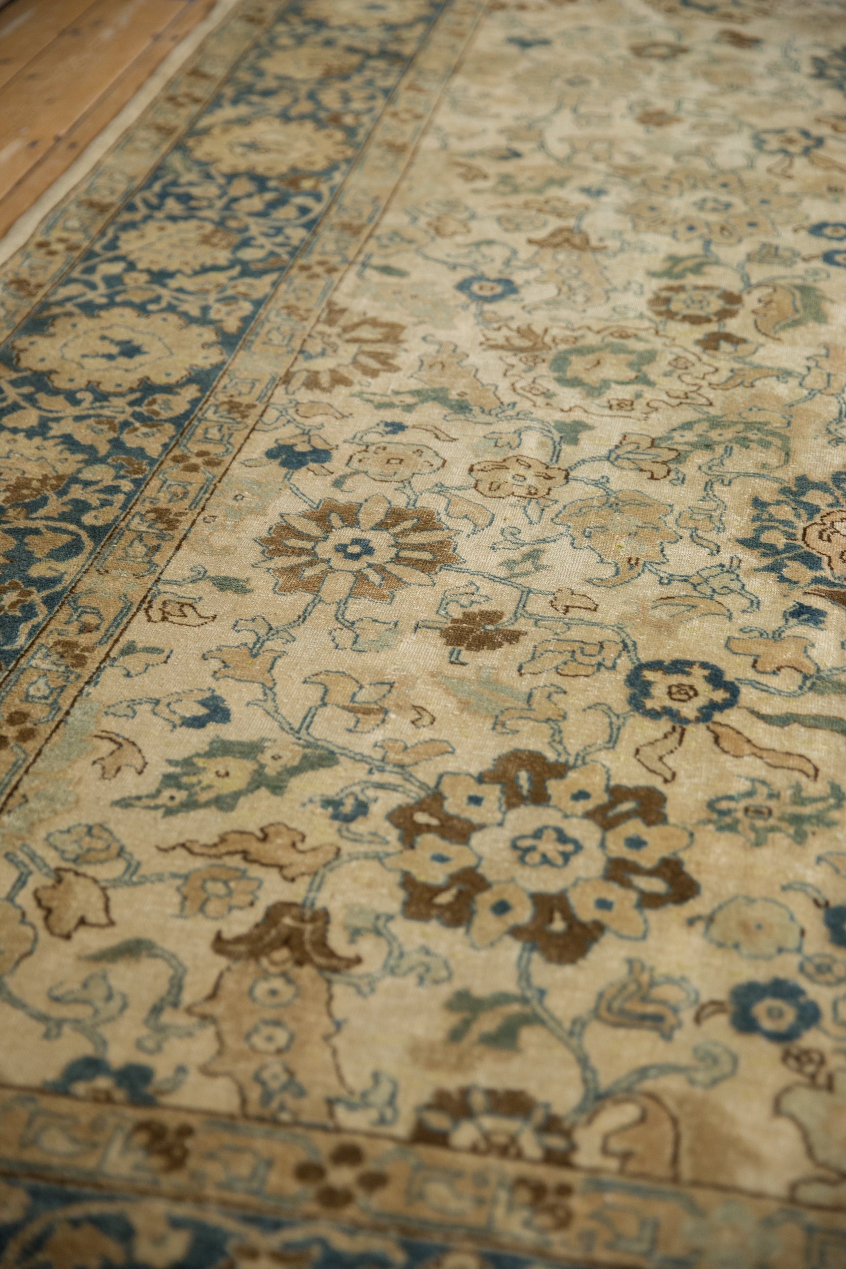 Rug/Tabriz