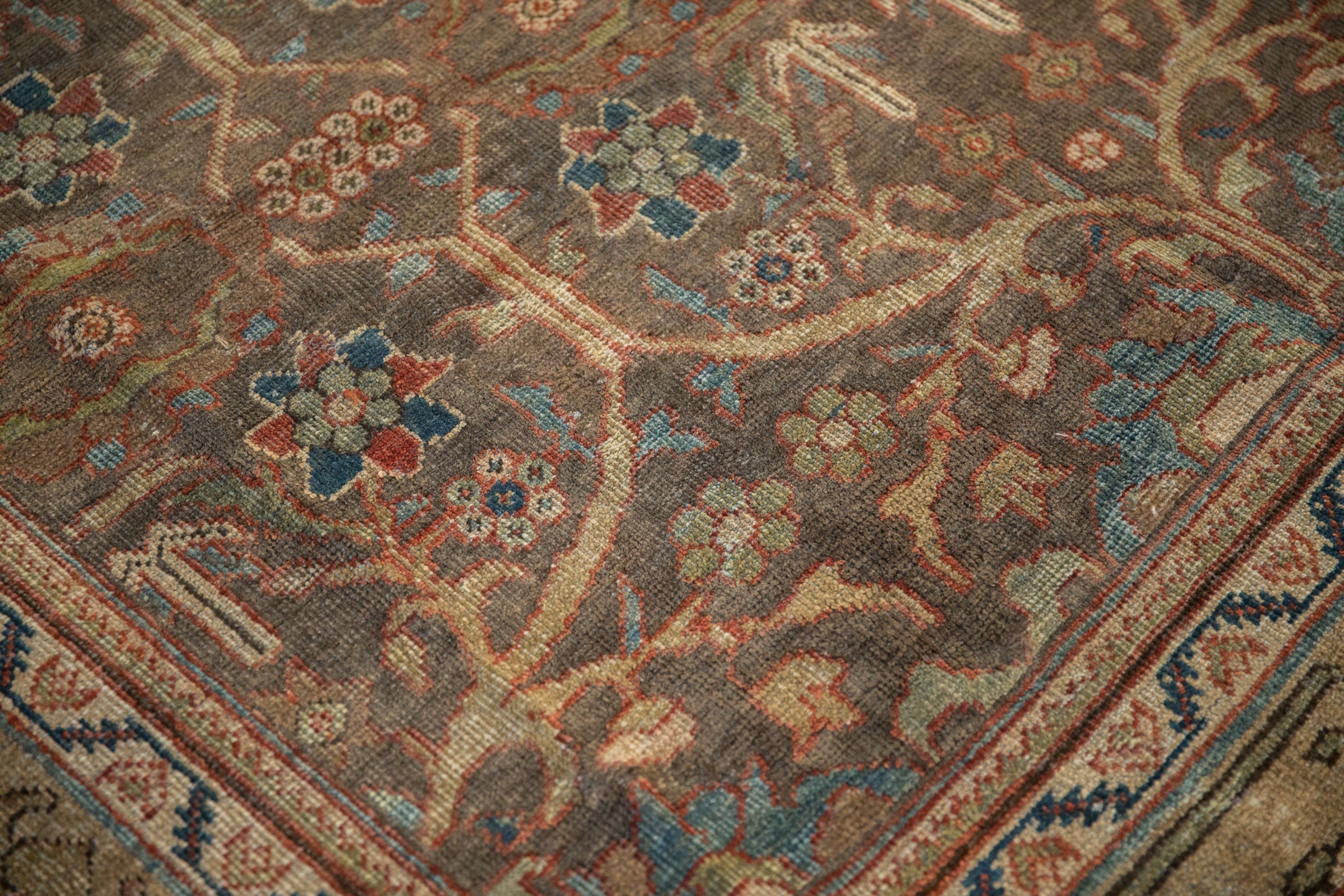 Rug/Mahal
