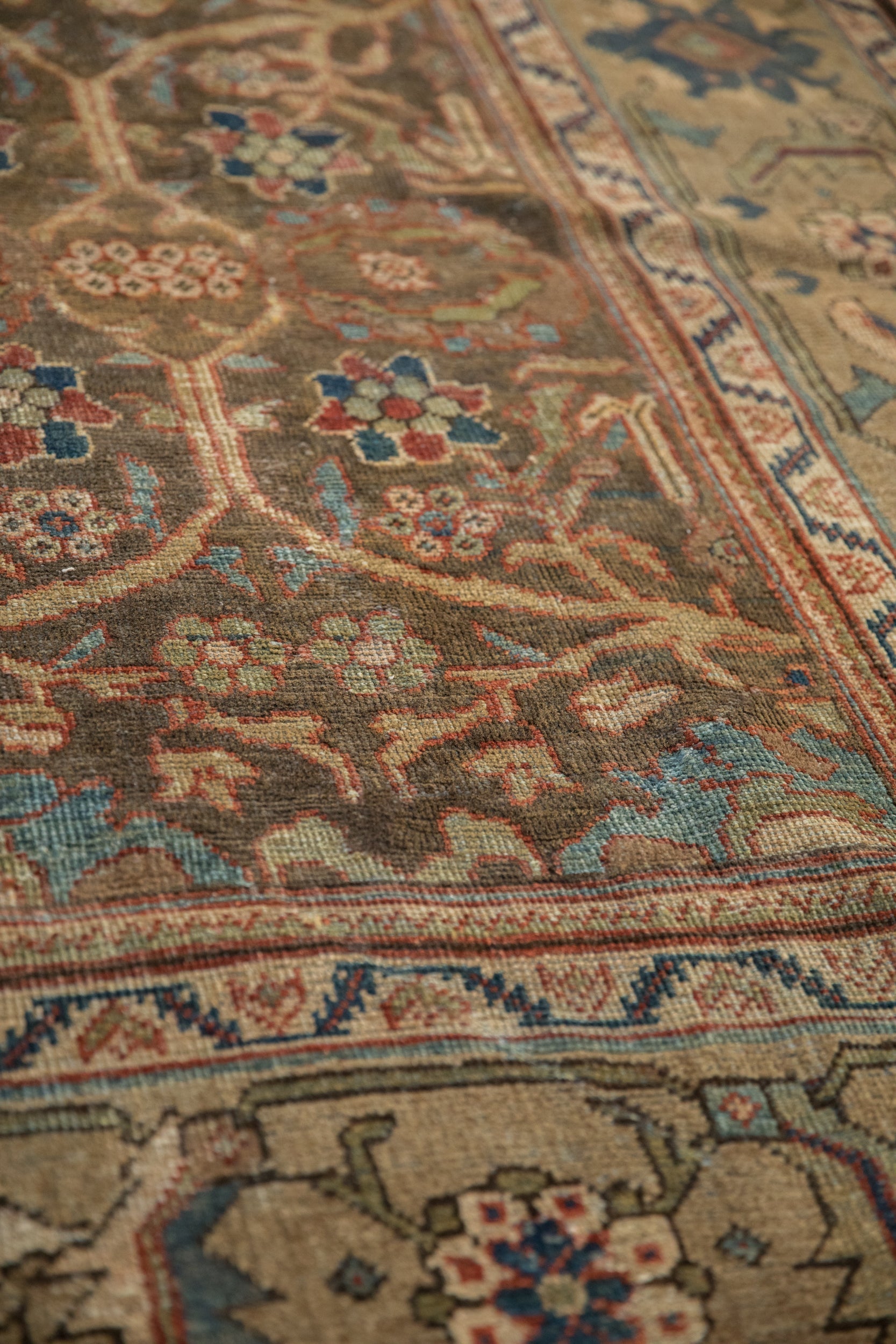 Rug/Mahal