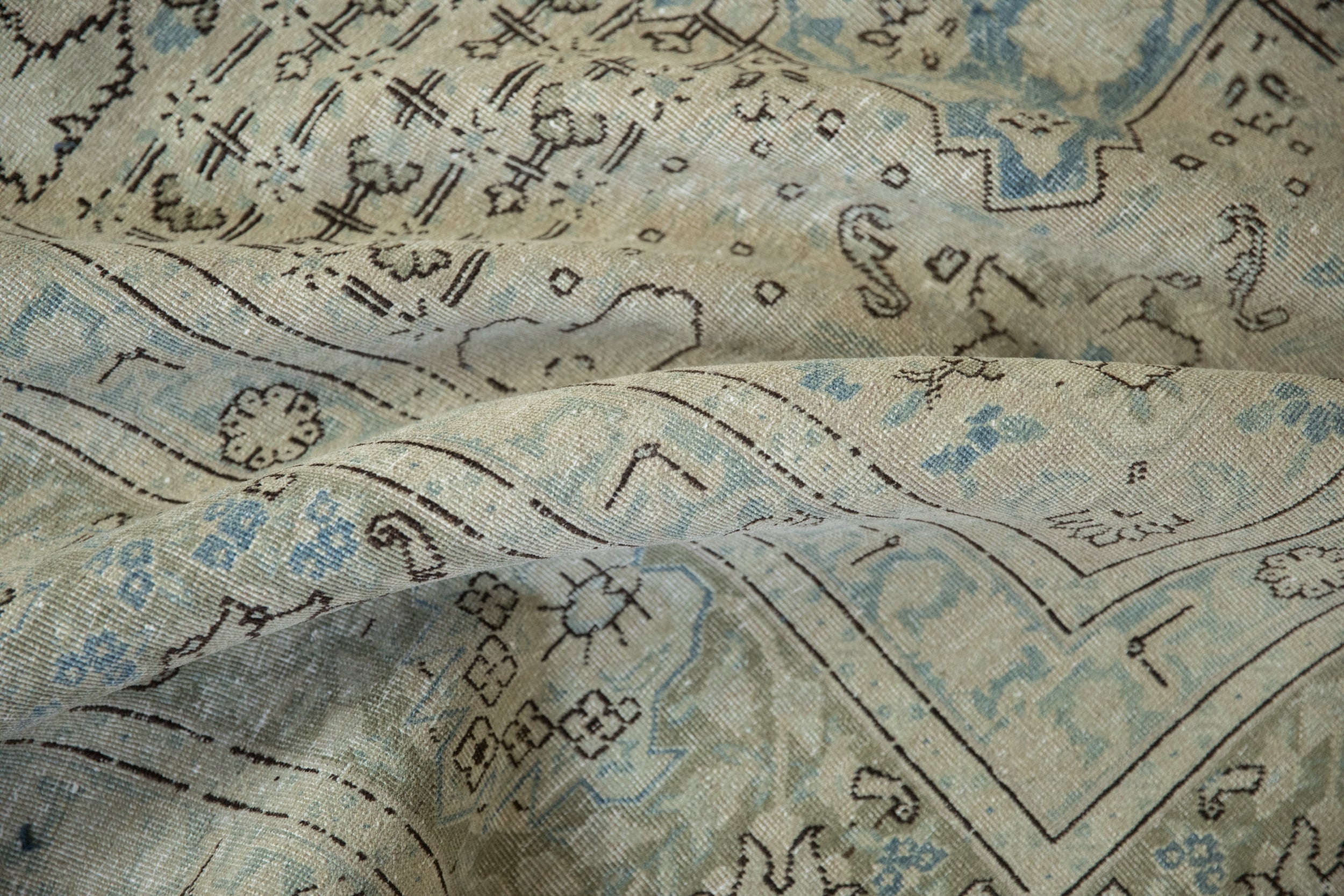 Rug/Tabriz