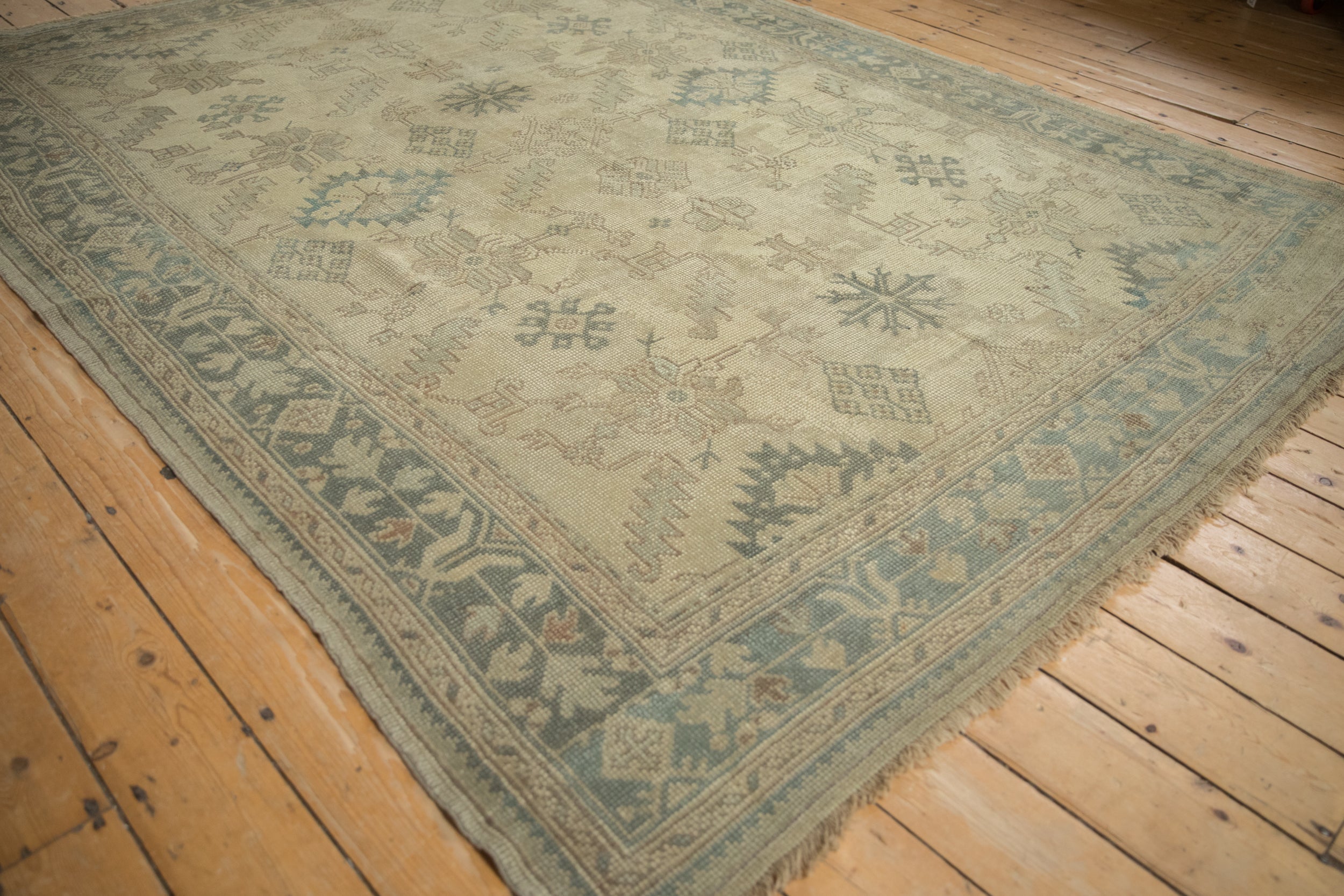 Rug/Oushak