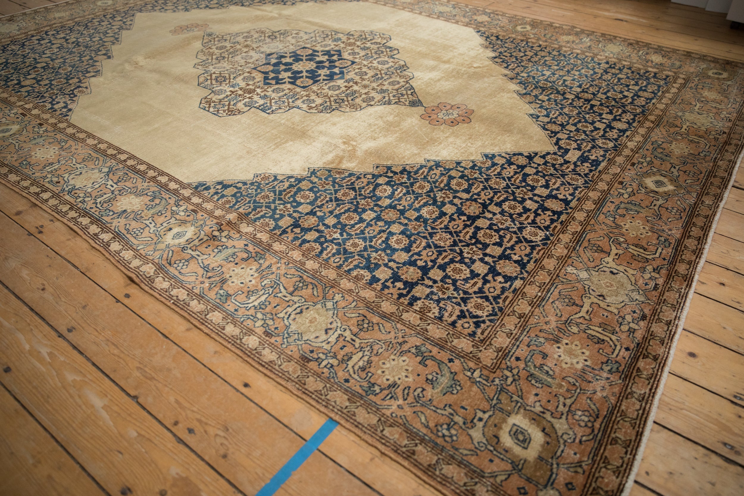 Rug/Tabriz