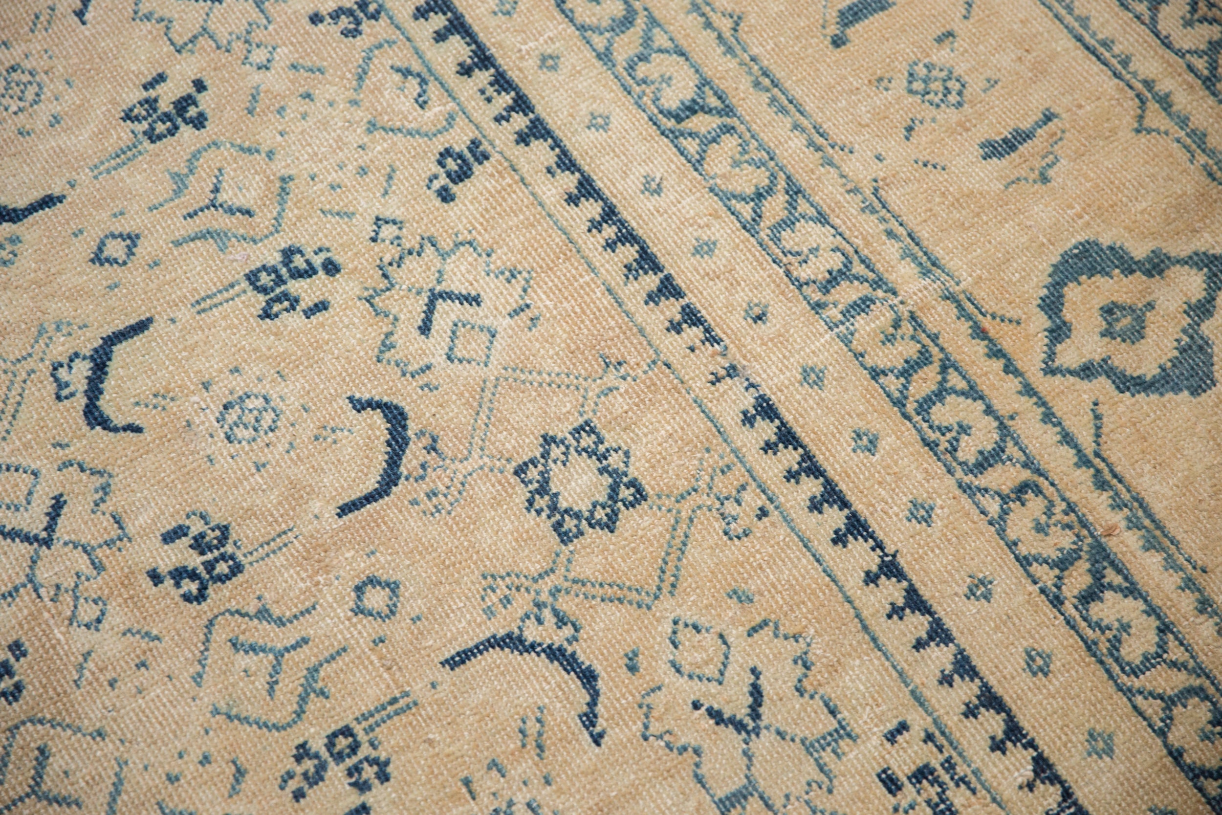 Rug/Mahal