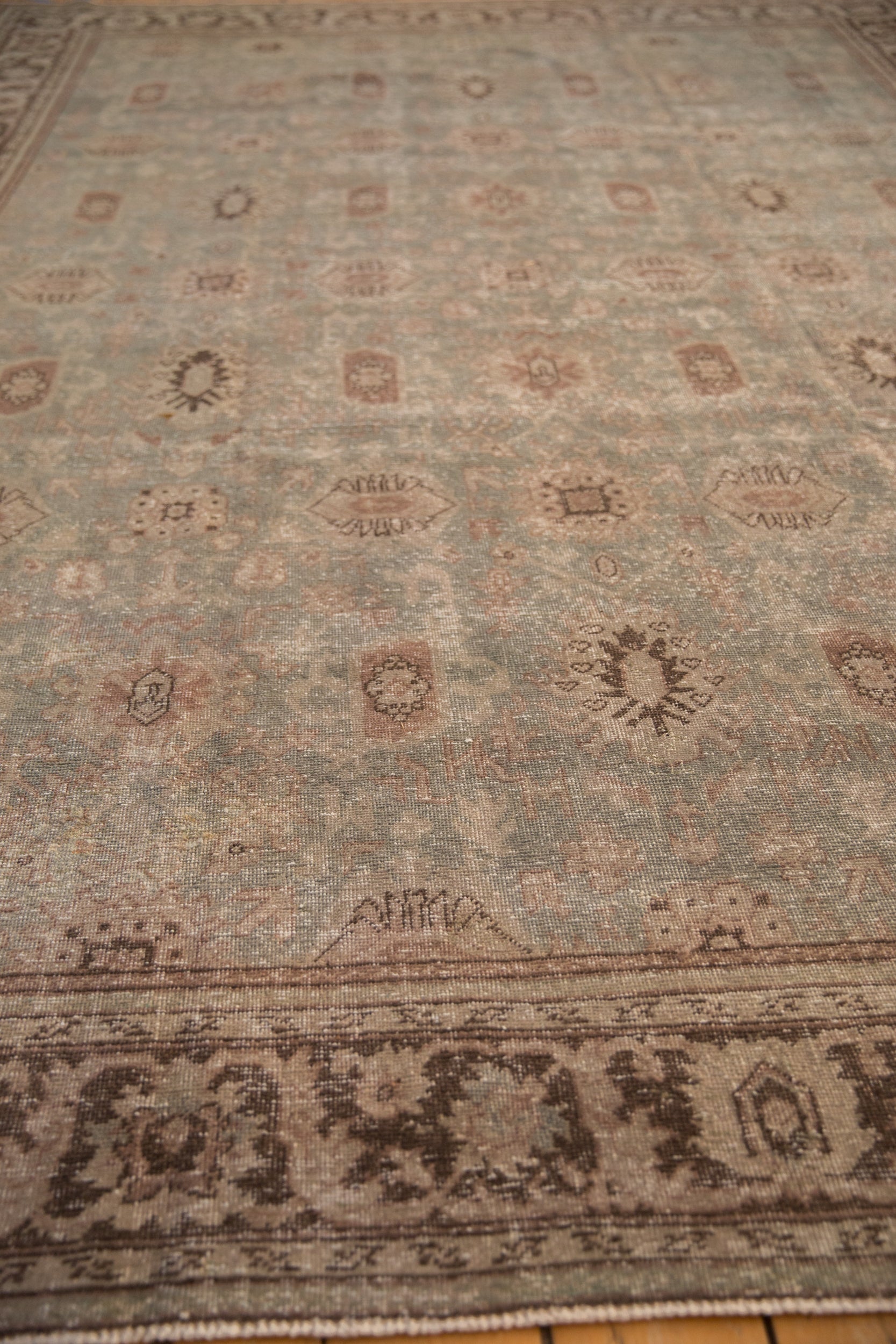 Rug/Mahal