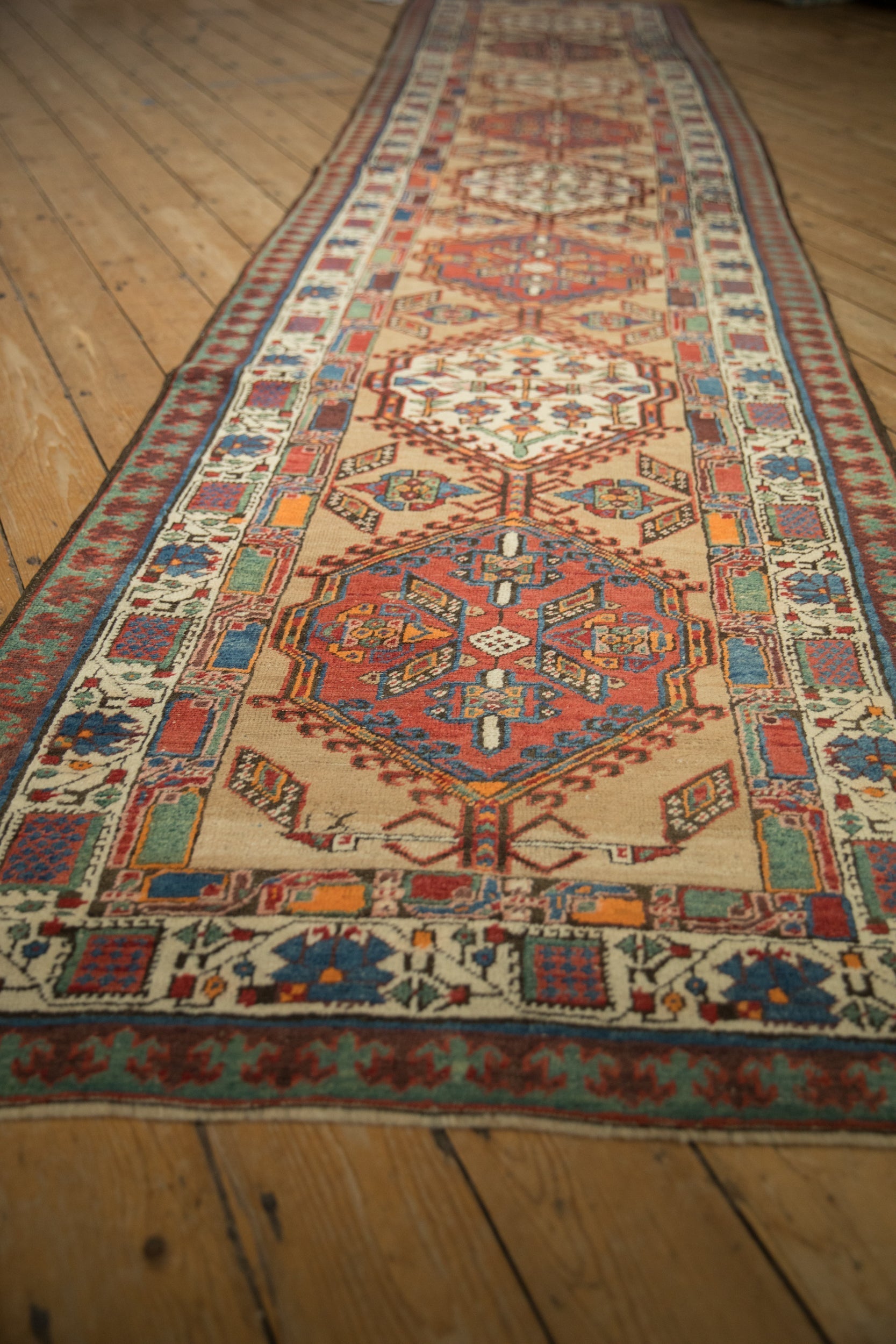 Serab/Rug