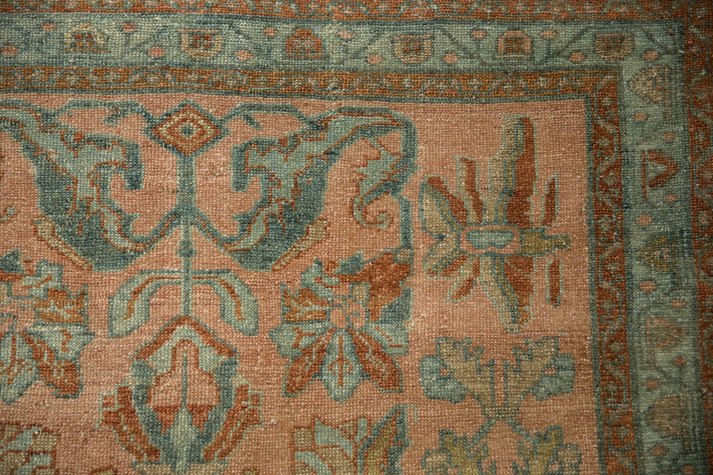 Lilihan/Rug