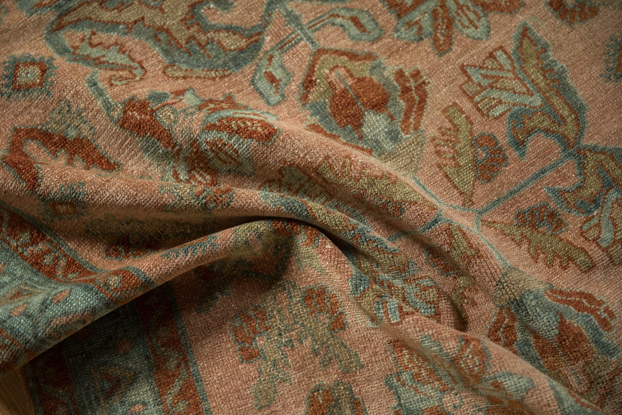 Lilihan/Rug