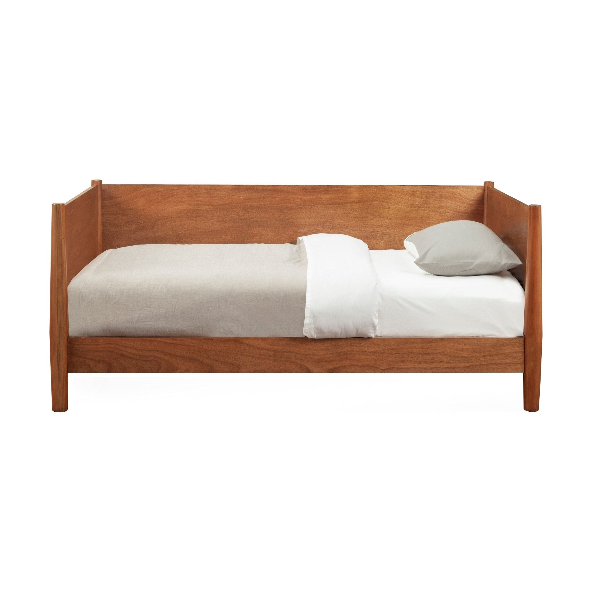 Flynn/Bed