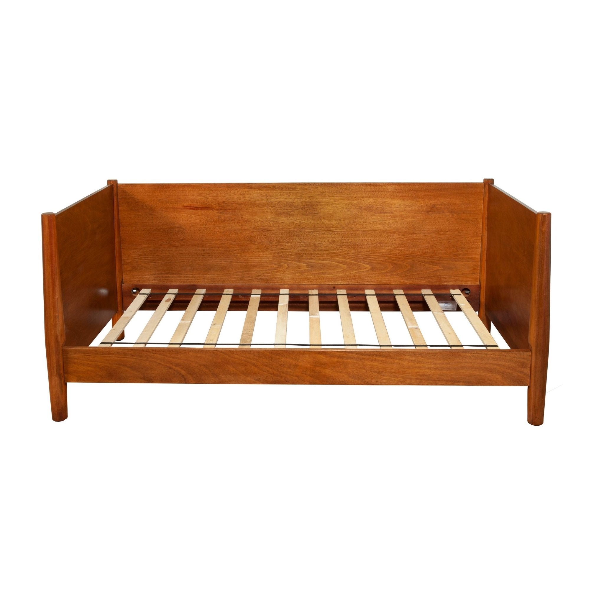 Flynn/Bed