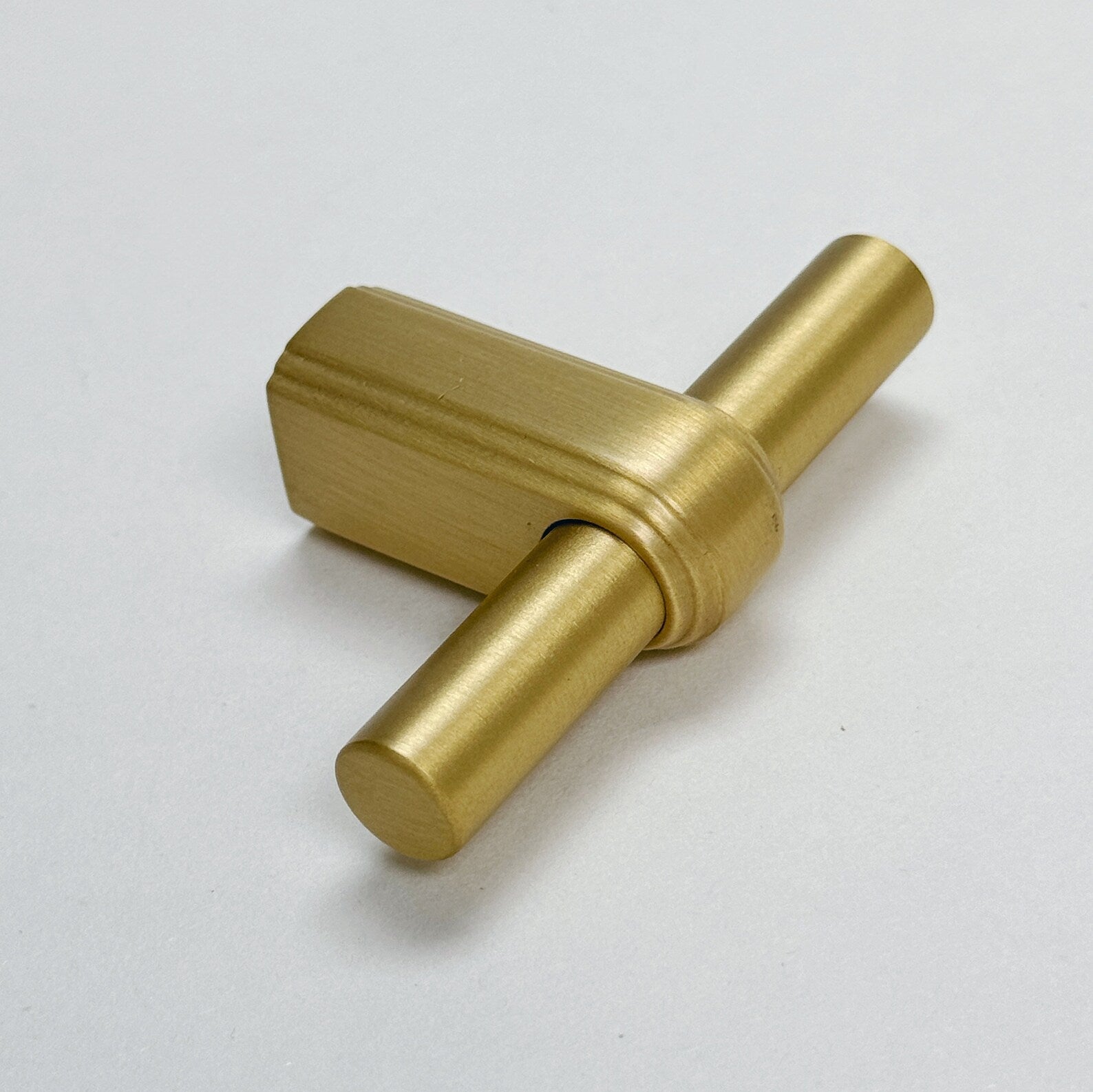 Elliott/Knob