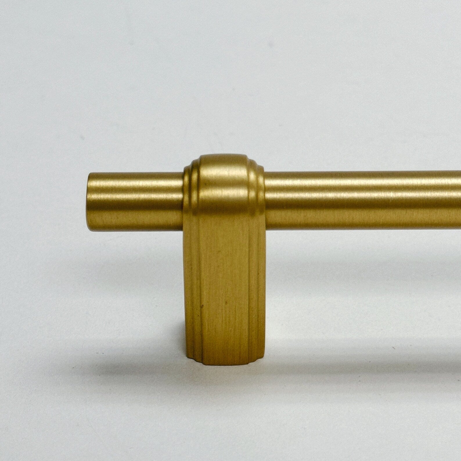 Elliott/Knob