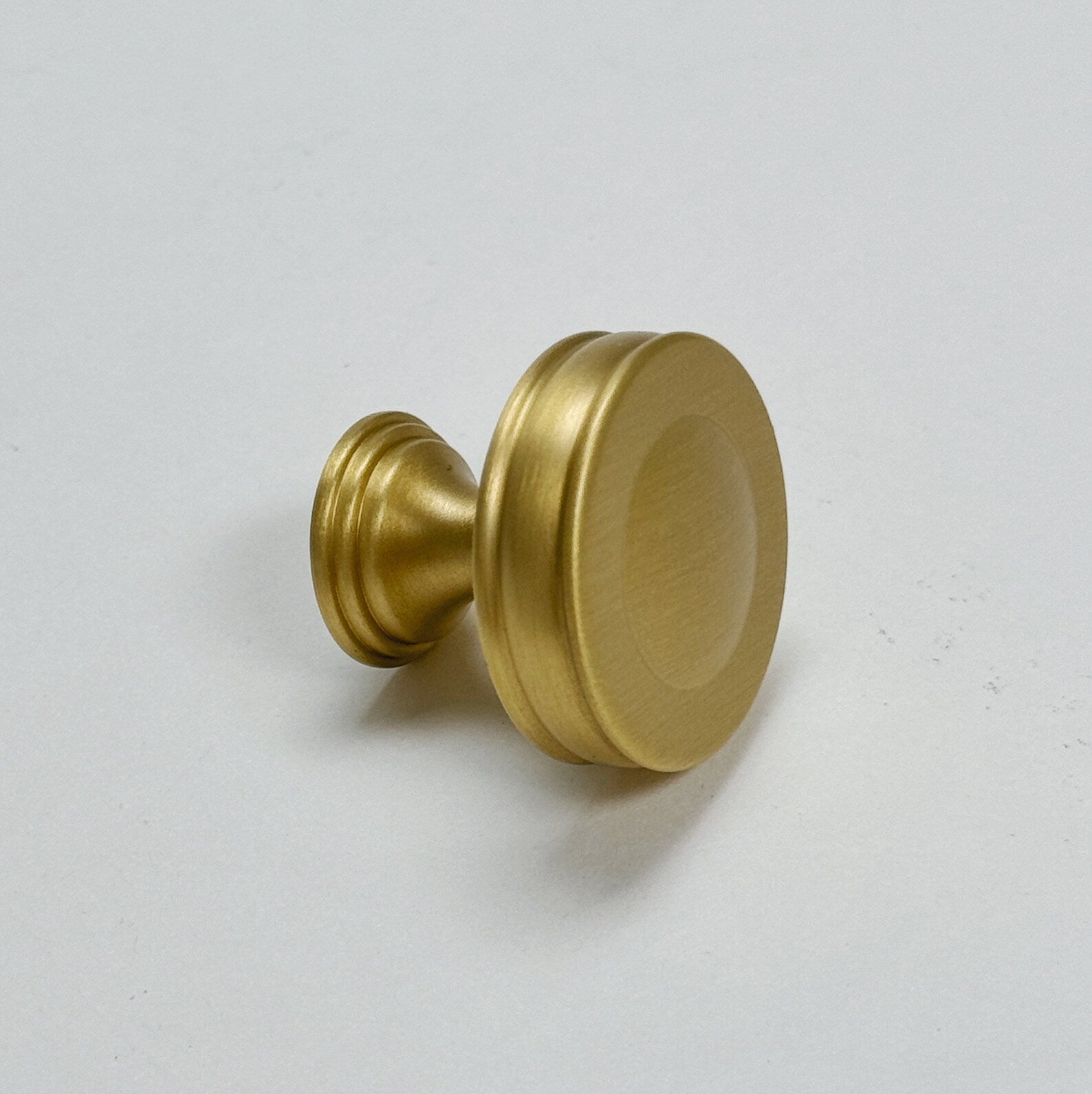 Elliott/Knob